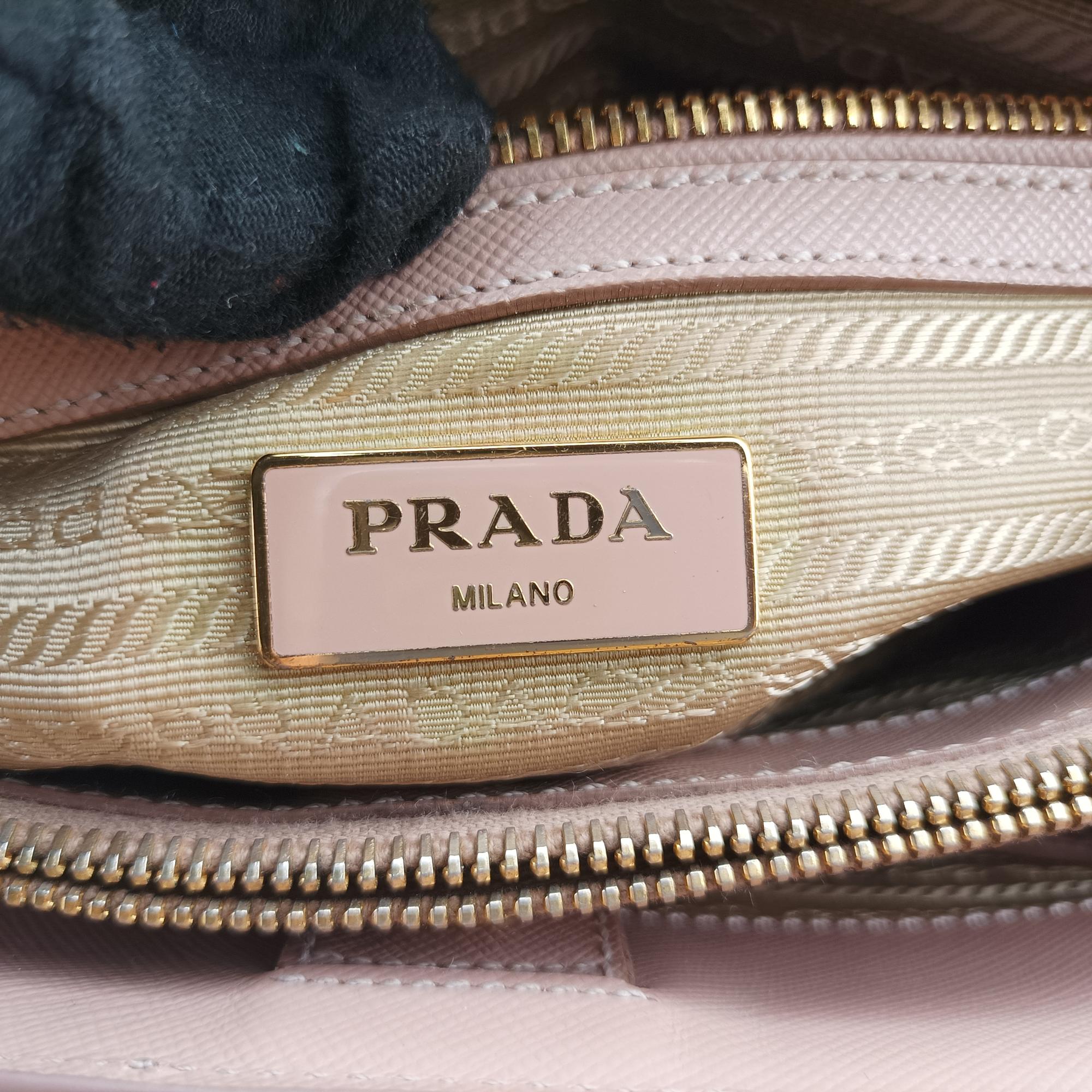 プラダ Prada ショルダーバッグ レディース ピンク 165