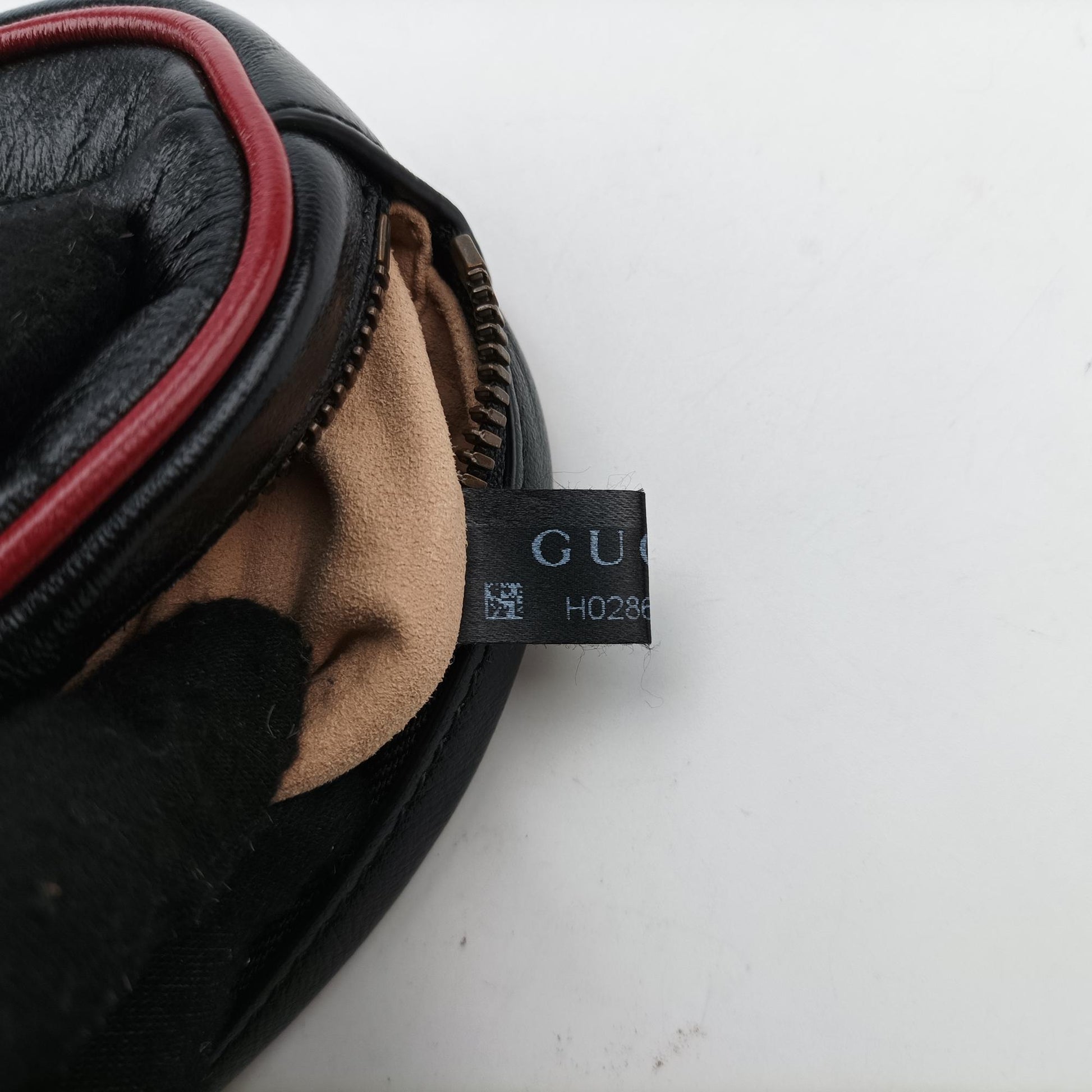 グッチ Gucci ボディバッグ/ウェストバッグ レディース GGマーモント ブラック レザー 476434 H028646074