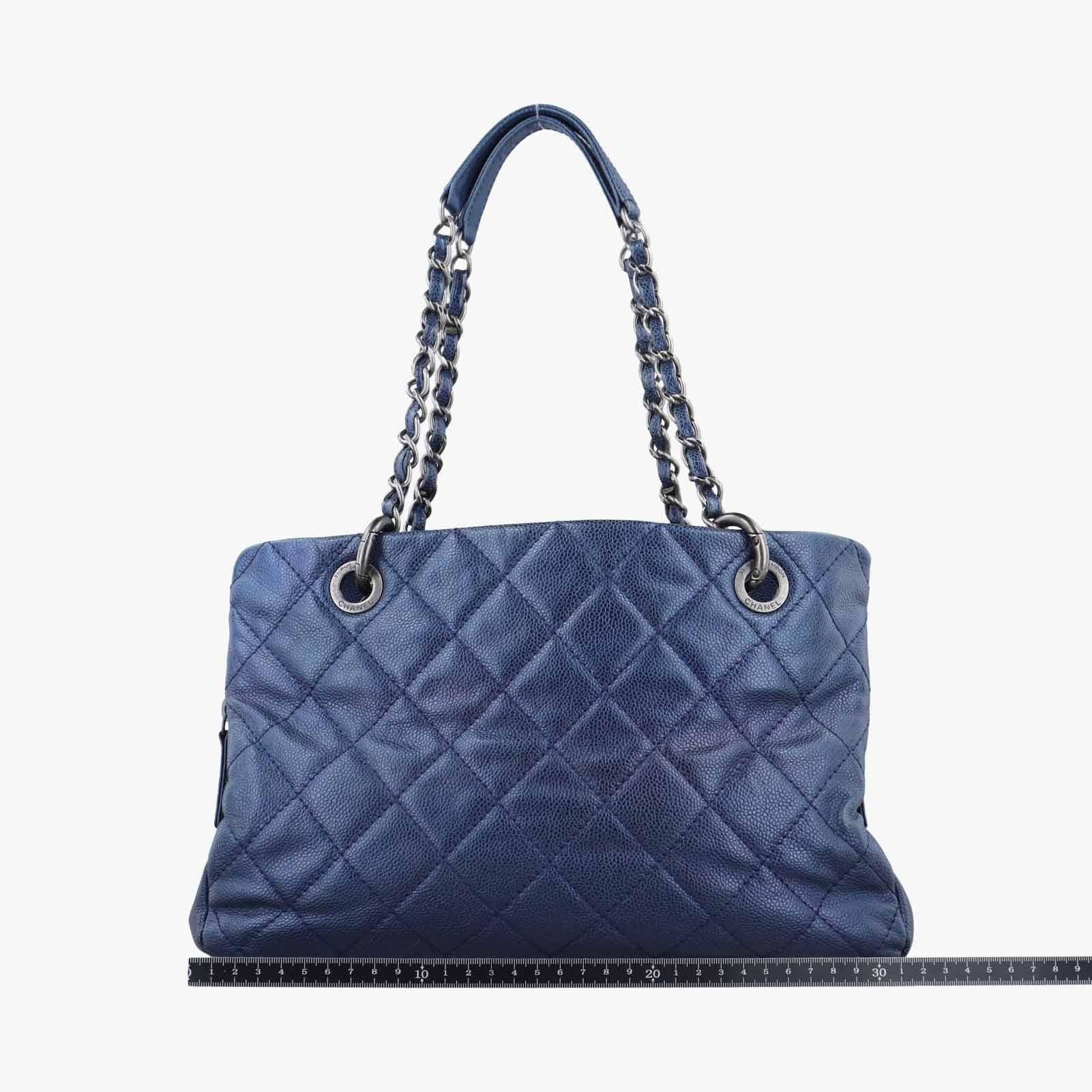 シャネル Chanel ショルダーバッグ レディース マトラッセ　 ブルー キャビアスキン A67413 16754151