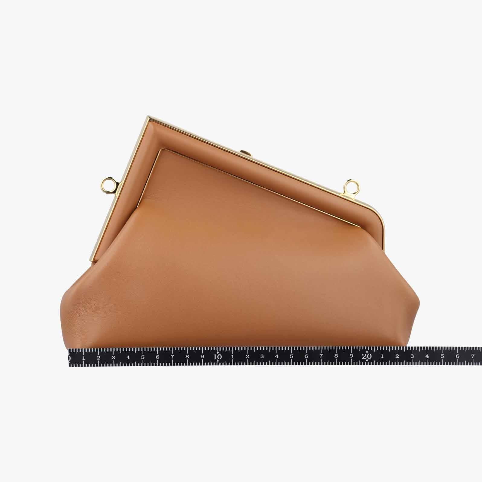 フェンディ Fendi ショルダーバッグ レディース ファースト スモール ブラウン レザー 8BP129 ABVE 219.0189