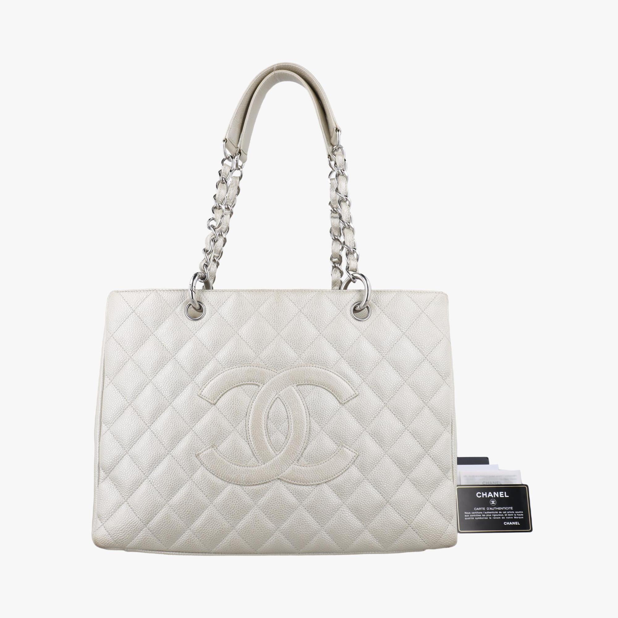 シャネル Chanel ショルダーバッグ レディース ゴールド A20995 12425257