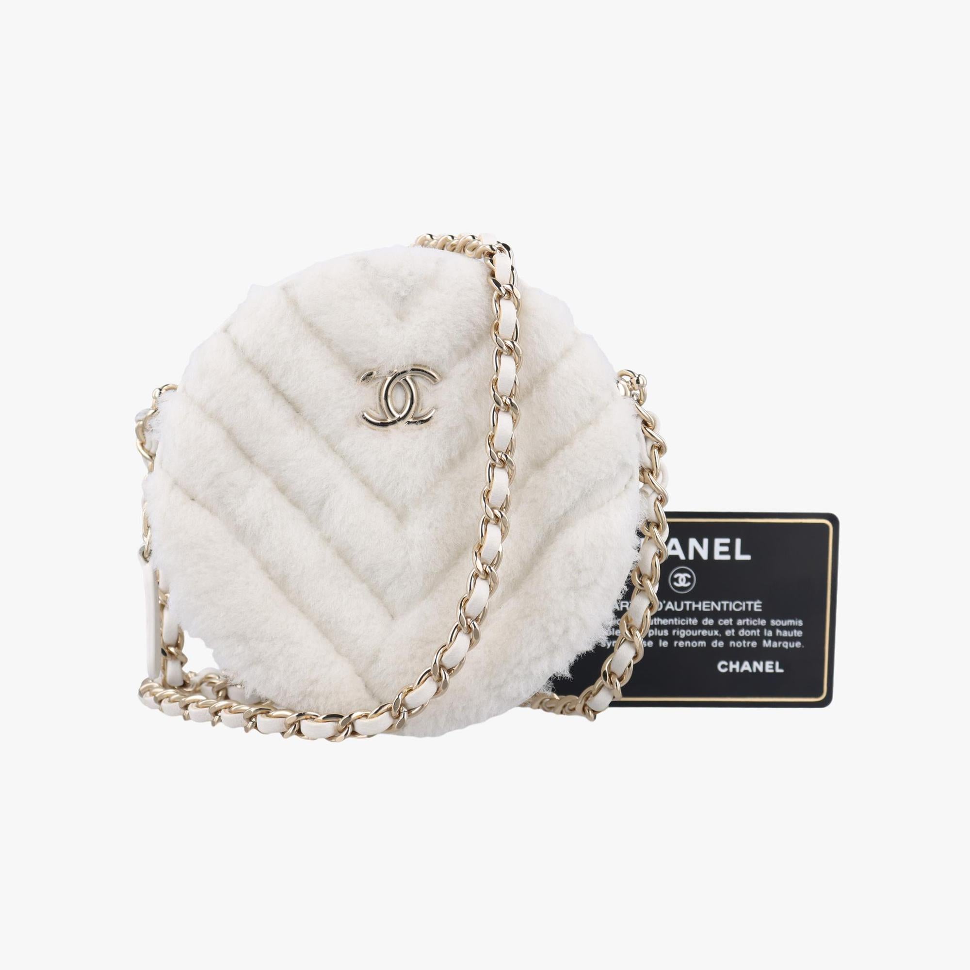 シャネル Chanel ショルダーバッグ レディース ラウンド ムートン ココマーク ホワイト 人造ウール×ラムスキン AP0932 28979496