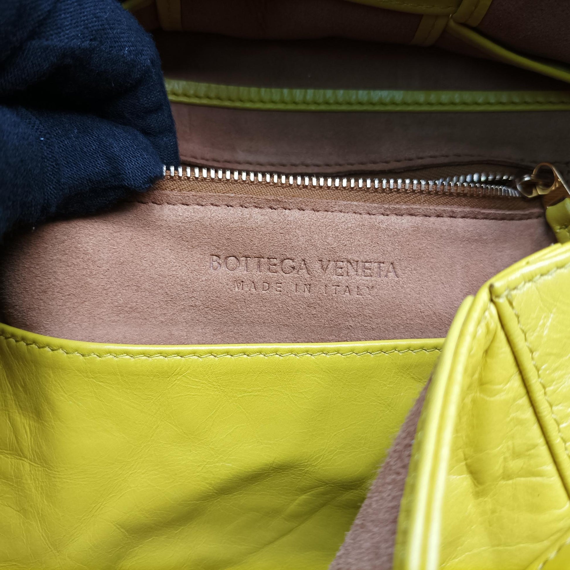 ボッテガヴェネタ Bottega Veneta ショルダーバッグ レディース ザ アルコ イエロー レザー B09551397V