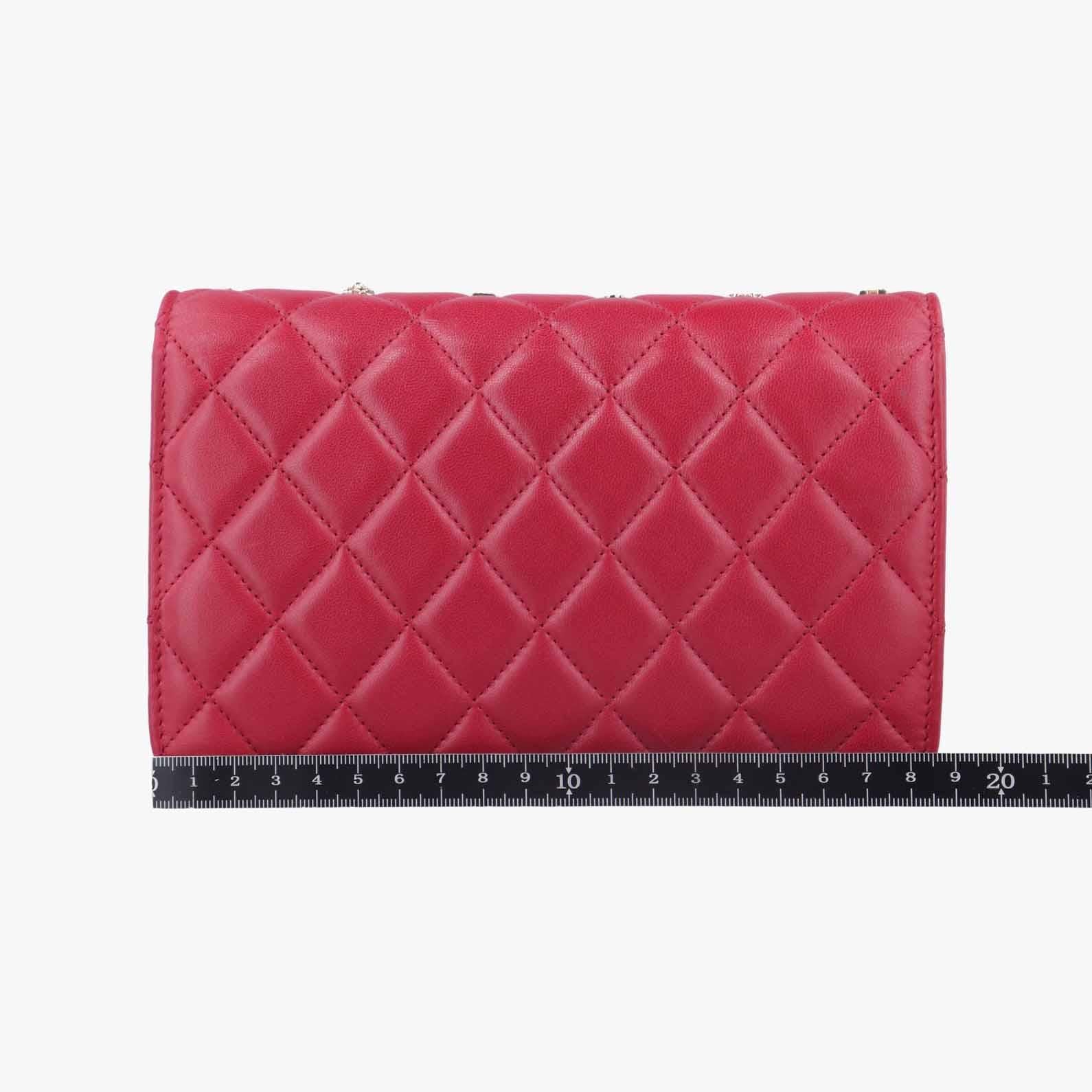 シャネル Chanel ショルダーバッグ レディース マトラッセ アイコンチャーム シンボルチャーム レッド ラムスキン AP1579 30440019