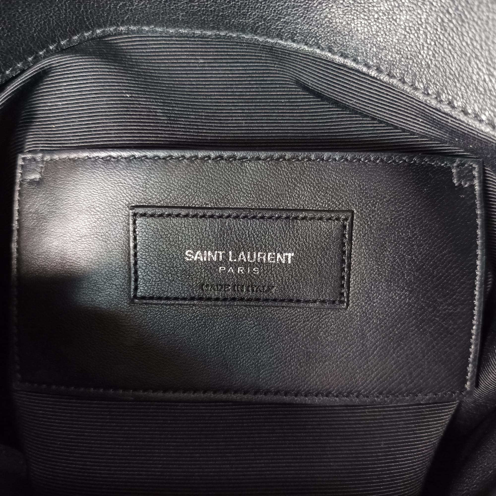 イヴサンローラン Yves saint Laurent ショルダーバッグ レディース ブラック LND392738.0316