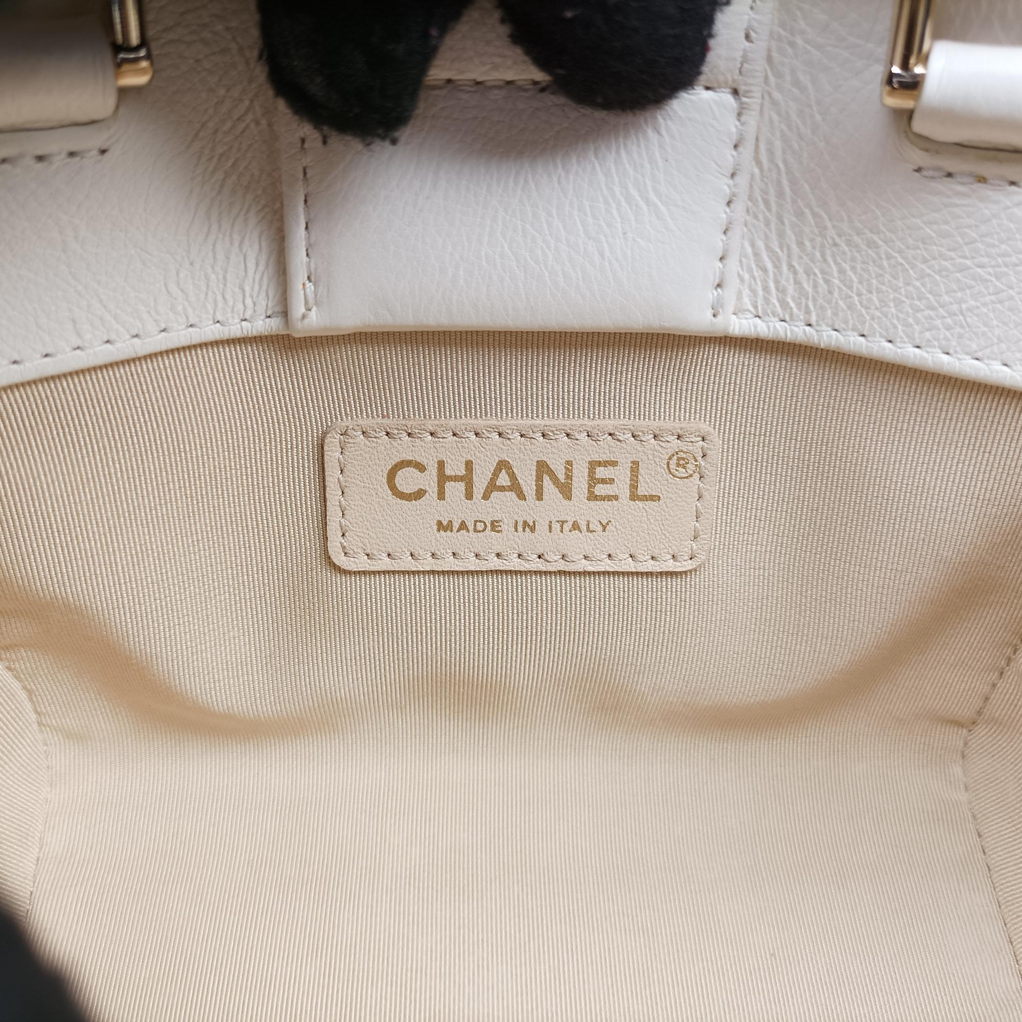 シャネル Chanel ショルダーバッグ レディース ホワイト A93731 23754277