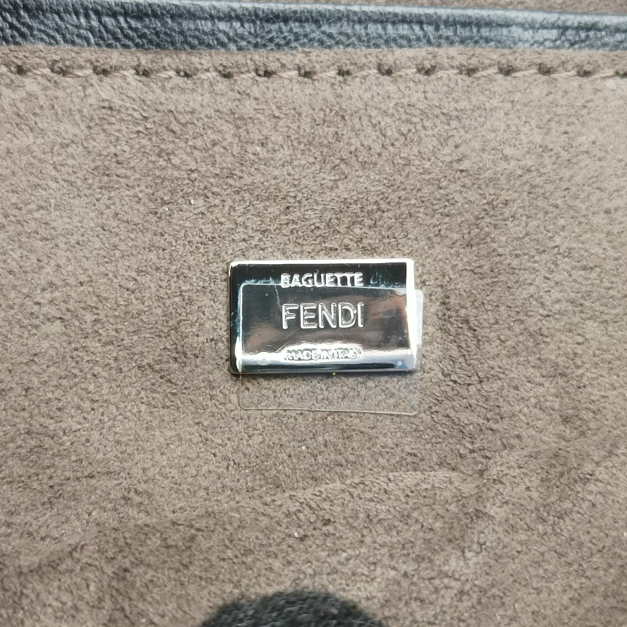 フェンディ Fendi ショルダーバッグ レディース モンスター マイクロバケット ブラック レザー 8M0354-3ZQ-159-9290