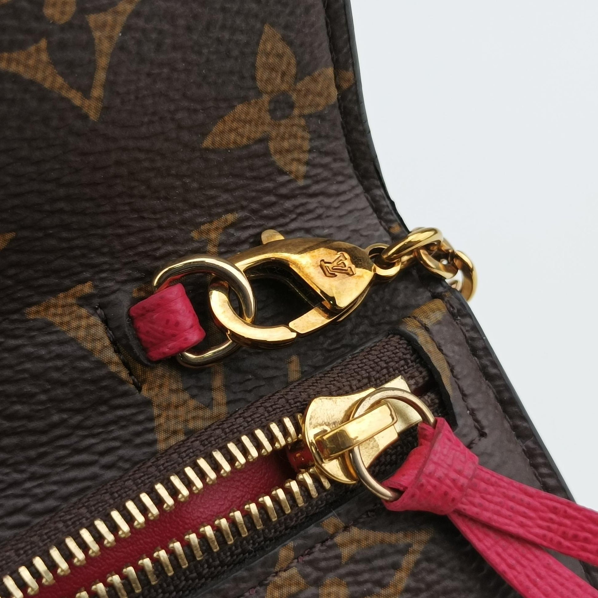 ルイヴィトン Louis Vuitton ショルダーバッグ レディース ポシェット ウィークエンド ブラウン モノグラムキャンバス M62456 UB2108