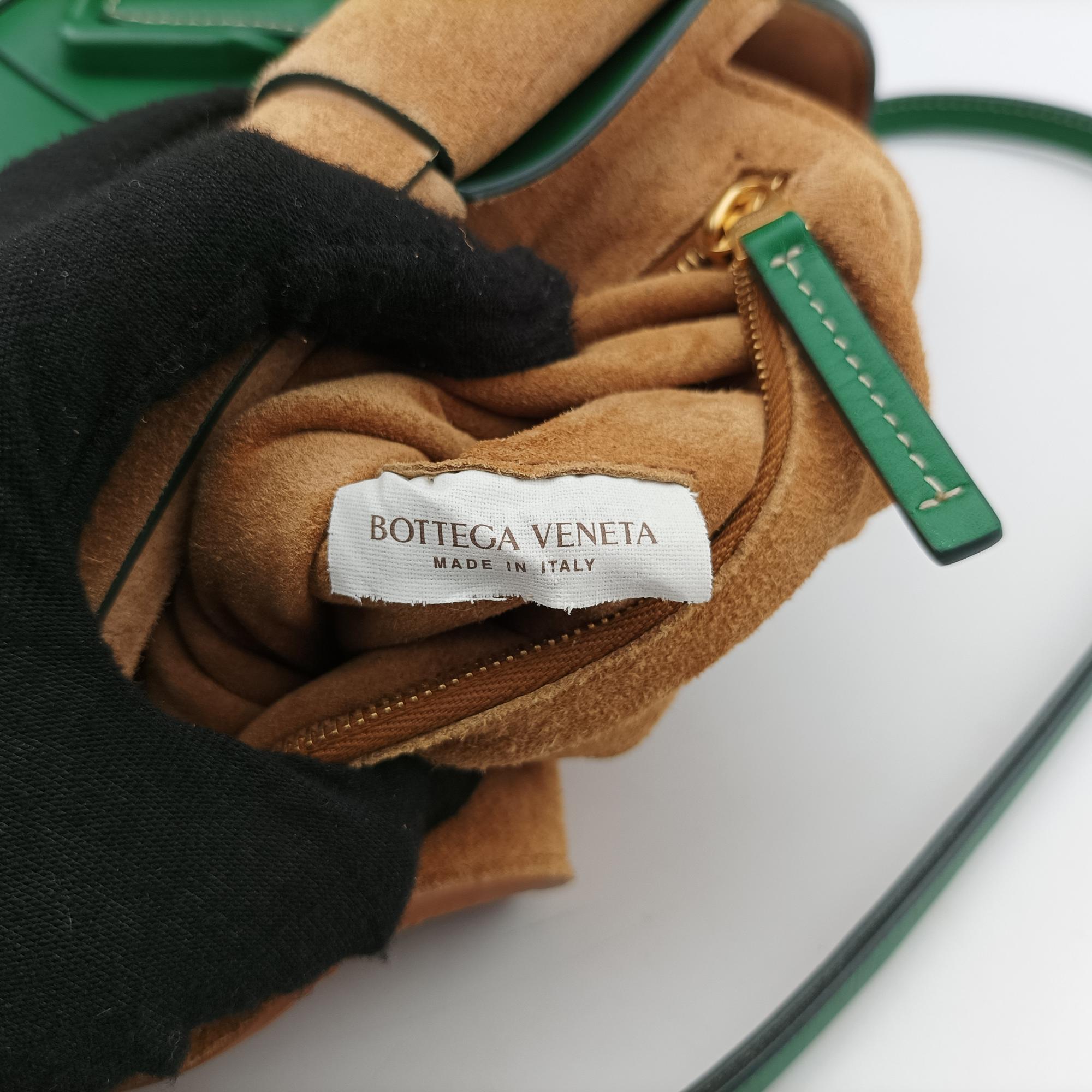 ボッテガヴェネタ Bottega Veneta ショルダーバッグ レディース ザ アルコ グリーン ラムスキン B087833620