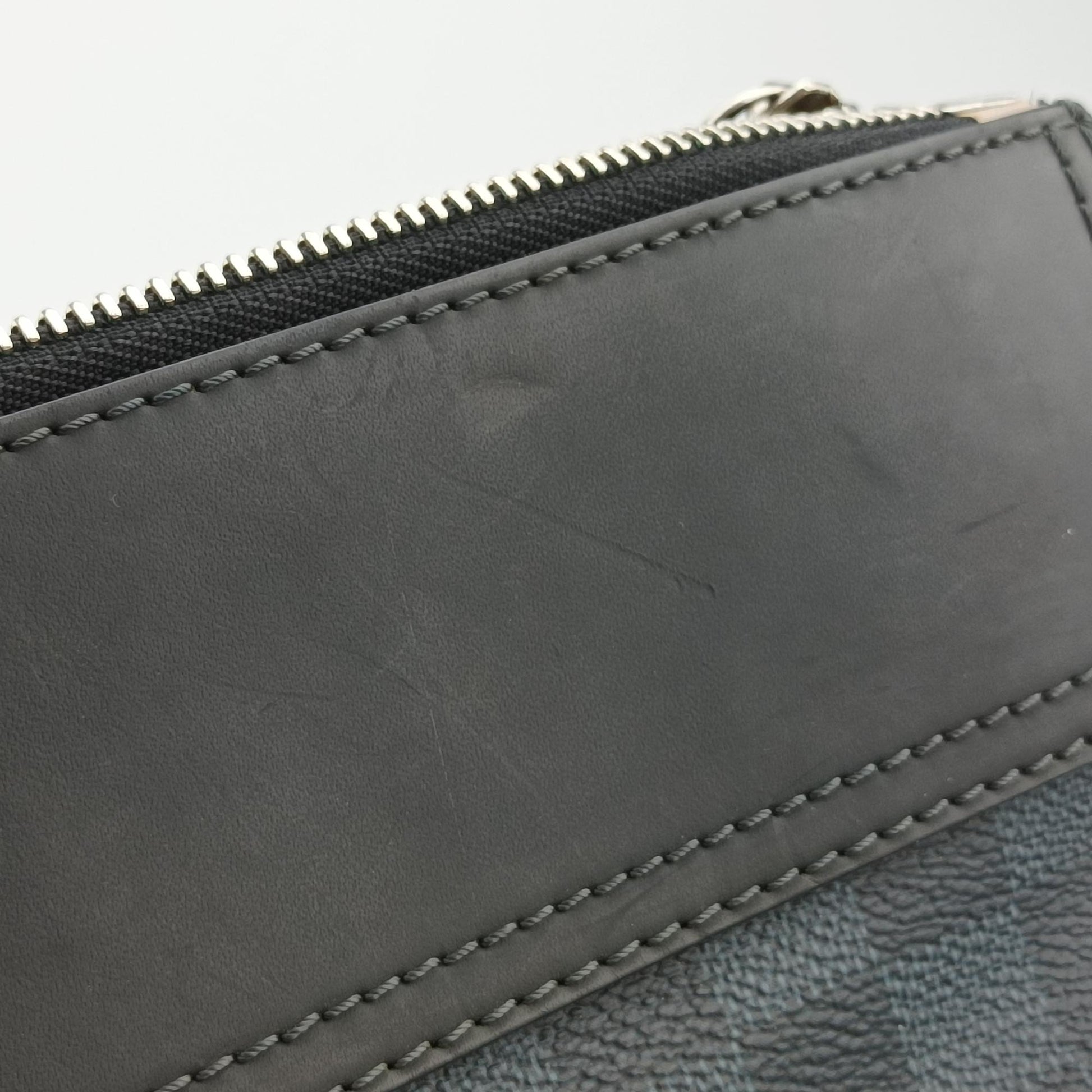 ルイヴィトン Louis Vuitton ショルダーバッグ レディース ブラック DR2115