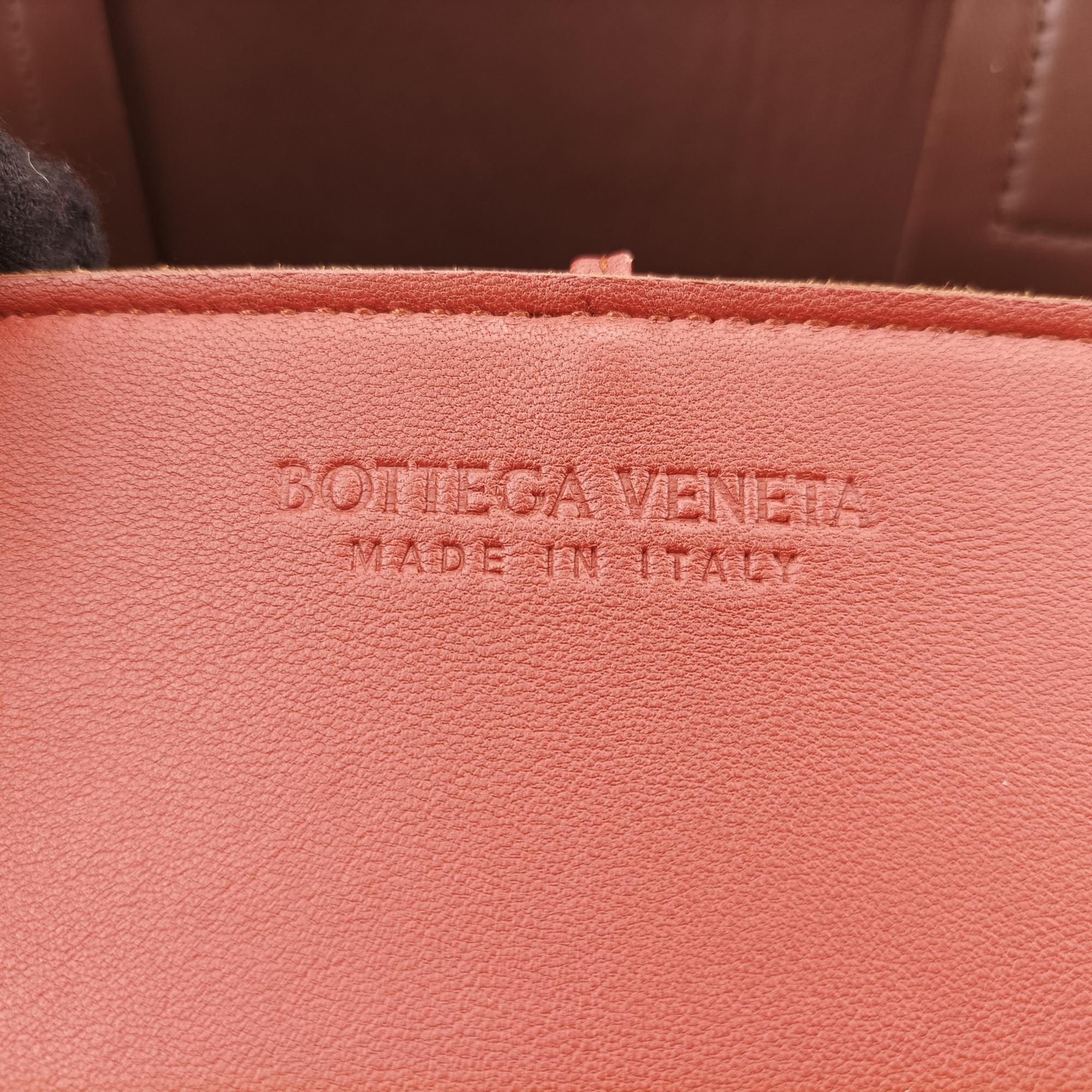 ボッテガヴェネタ Bottega Veneta ハンドバッグ レディース ザ アルコトート レッド レザー B08932619W