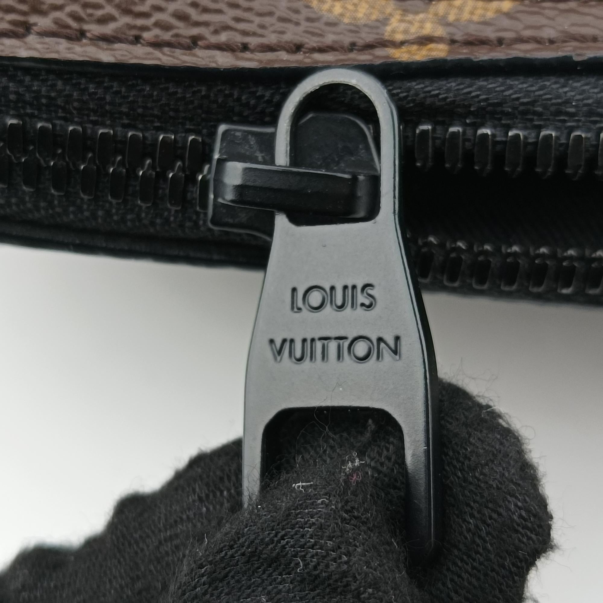 ルイヴィトン Louis Vuitton ショルダーバッグ レディース ブラウン CA3148