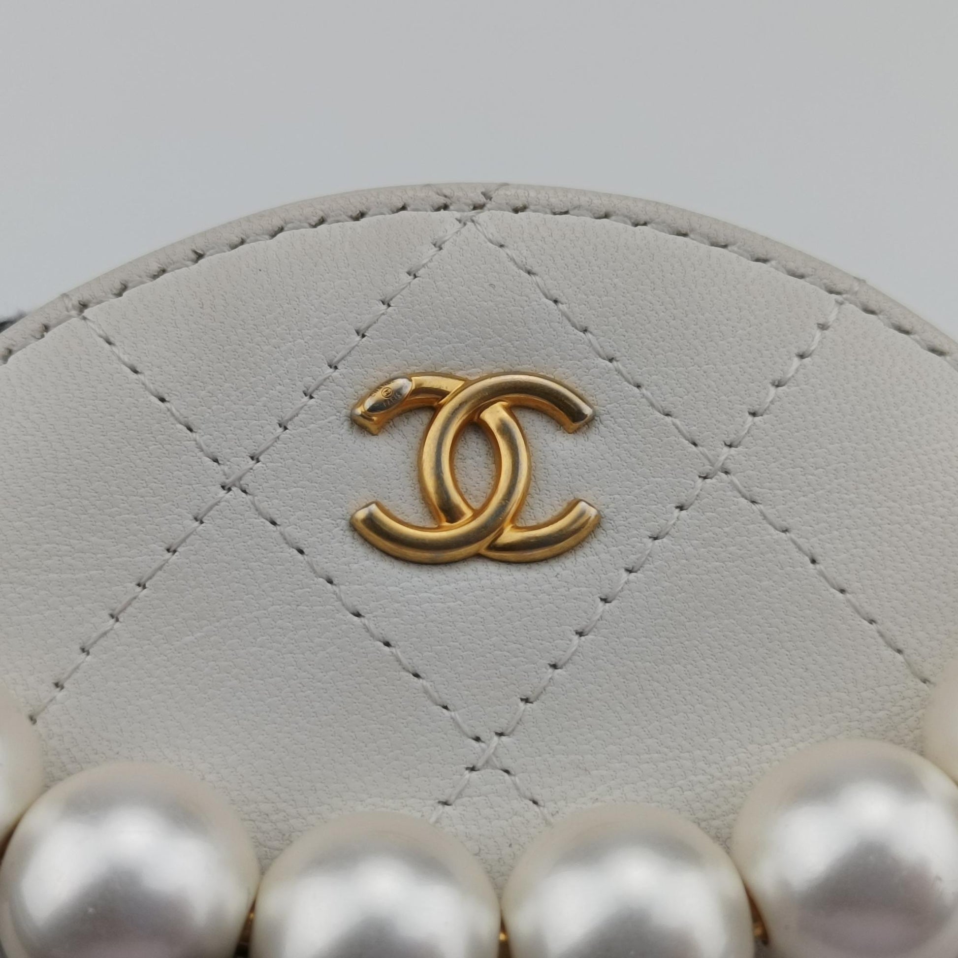 シャネル Chanel ショルダーバッグ レディース ホワイト AP0999 29268706