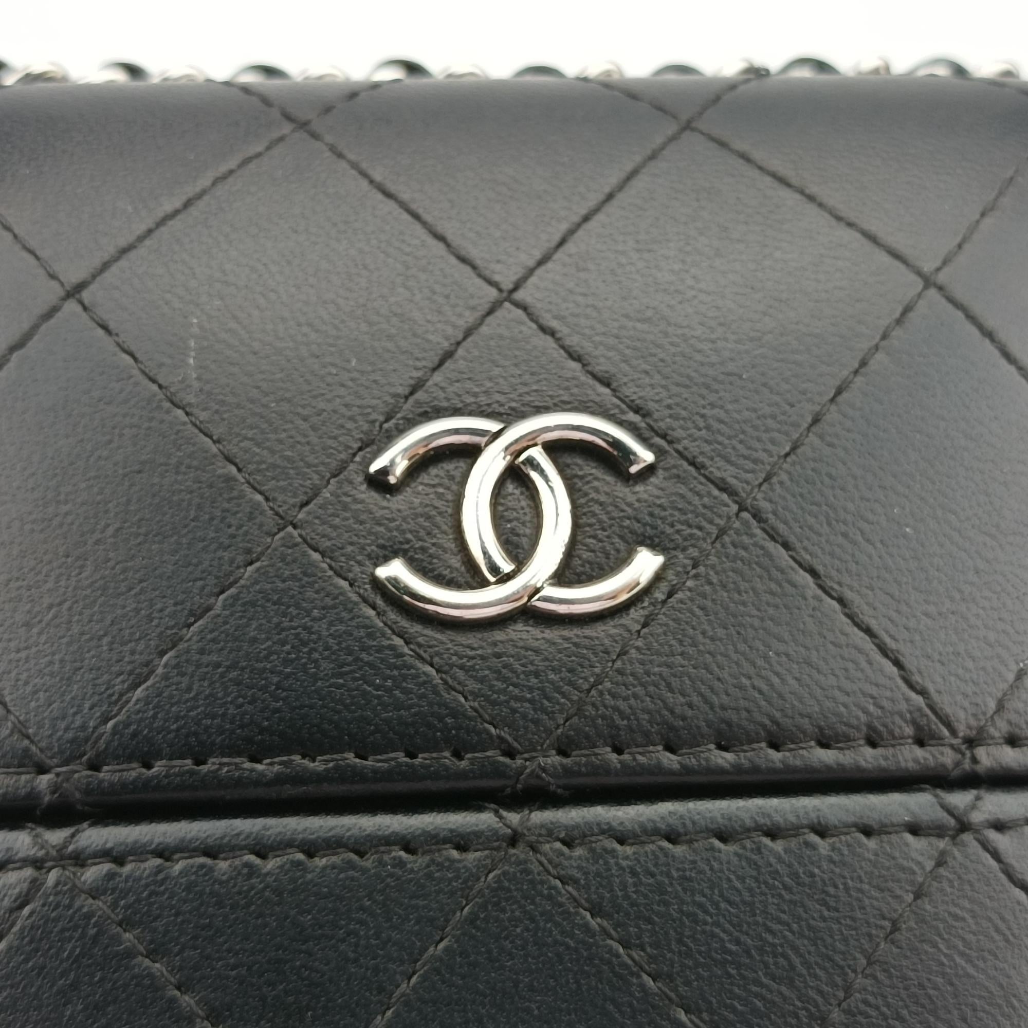 シャネル Chanel ショルダーバッグ レディース シャネル CC フォン ホルダー ブラック ラムスキン A94471 25311724