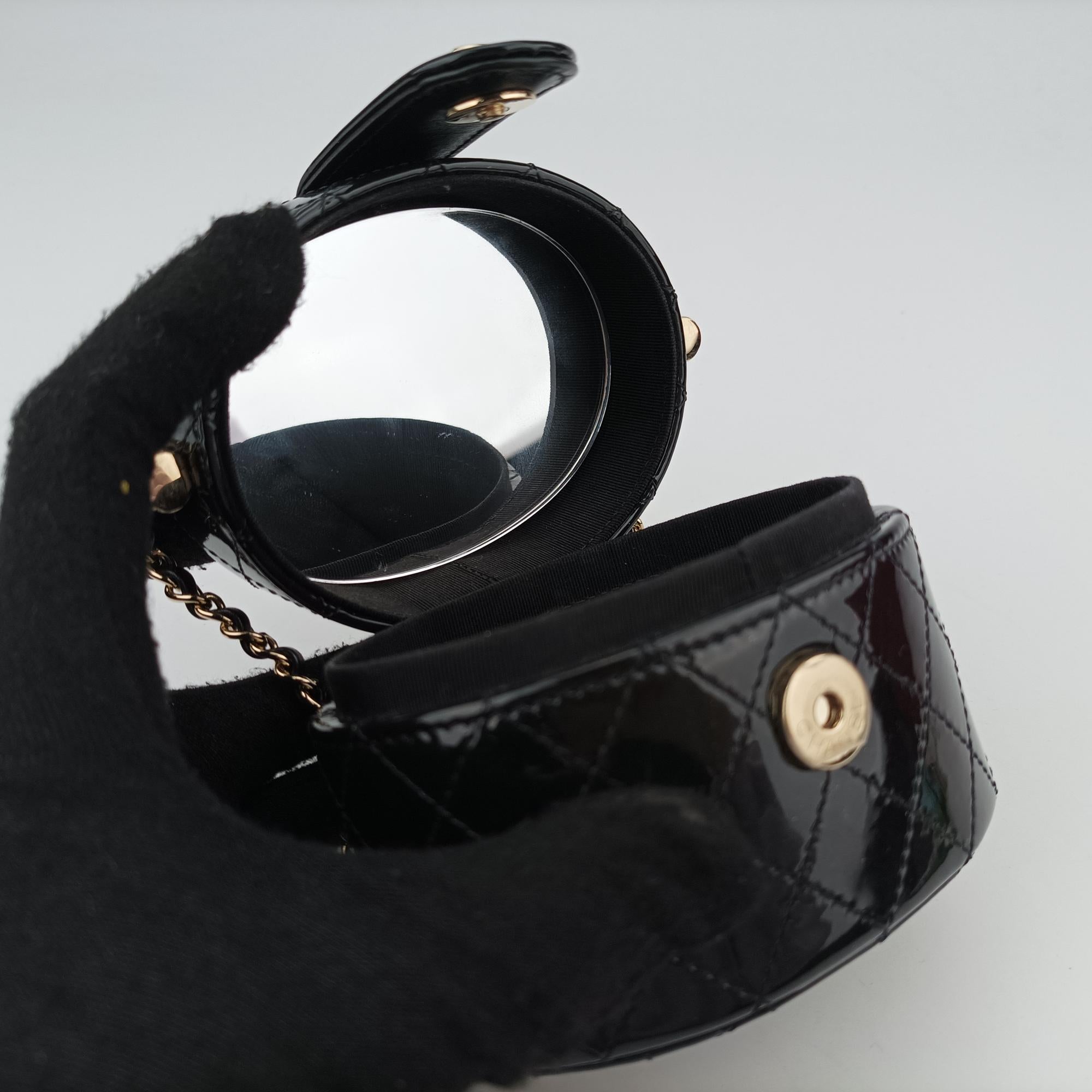 シャネル Chanel ショルダーバッグ レディース ブラック AP1573 29722180