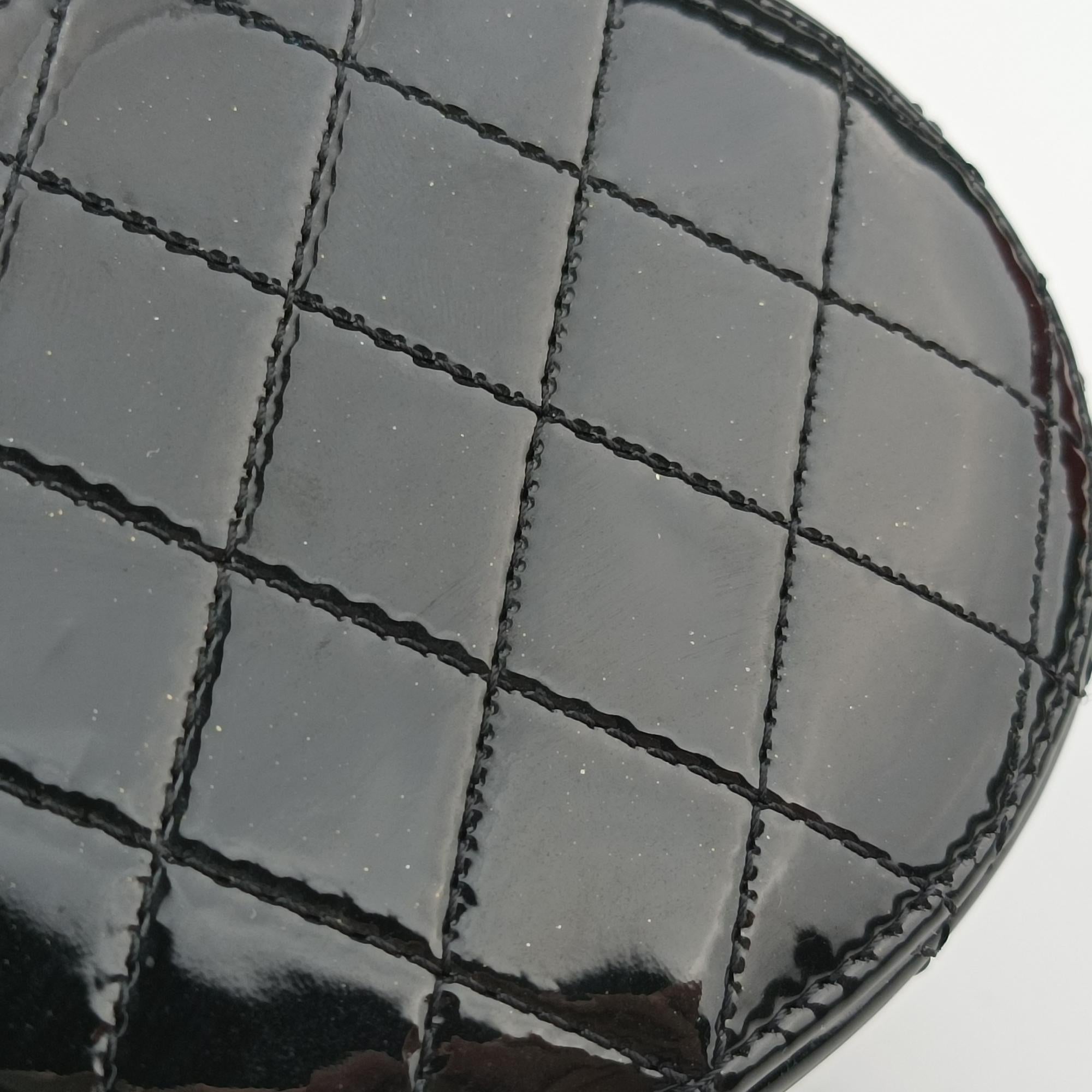 シャネル Chanel ショルダーバッグ レディース ブラック AP1573 29722180