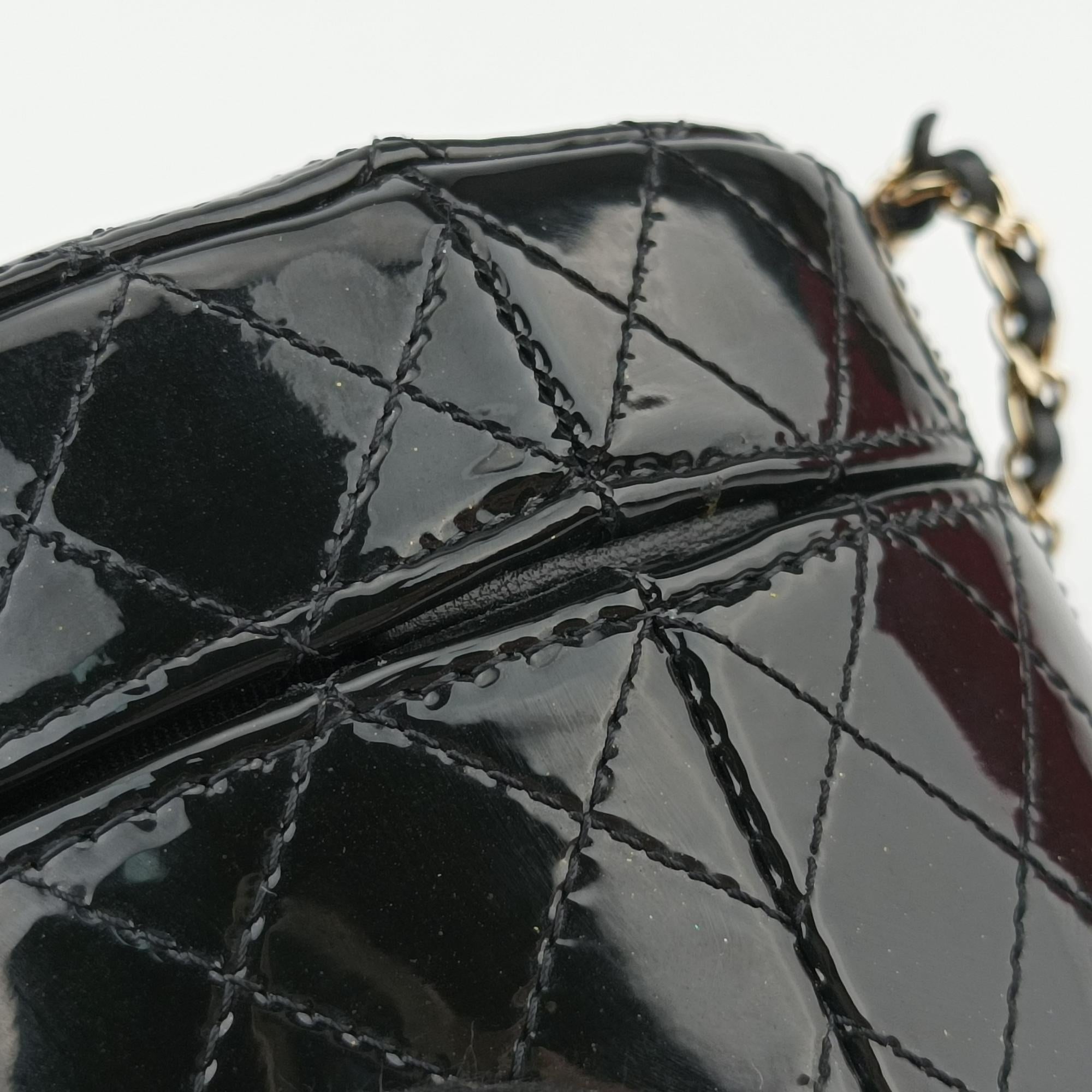 シャネル Chanel ショルダーバッグ レディース ブラック AP1573 29722180