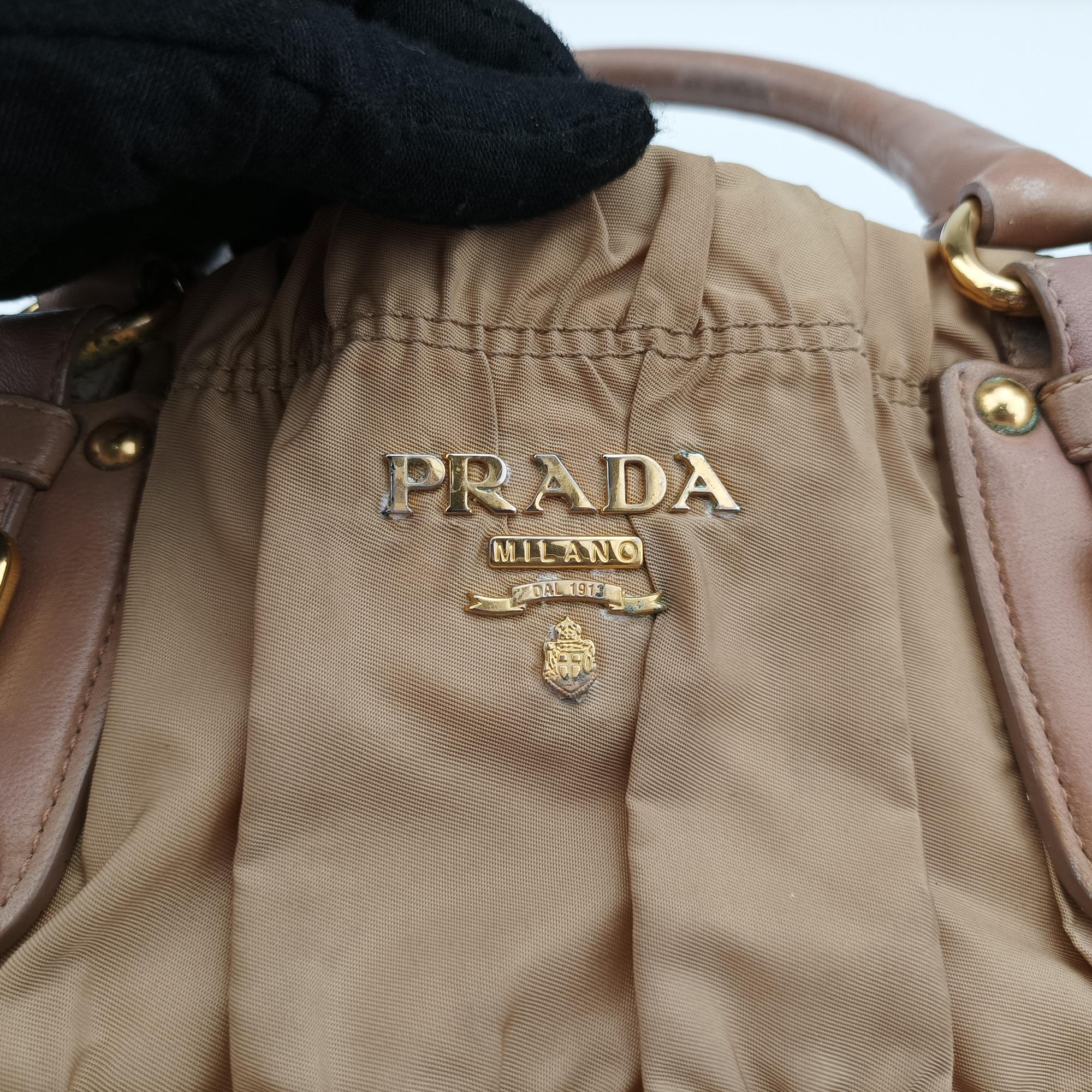 プラダ Prada ショルダーバッグ レディース ギャザー カーキ ナイロン BN1702 31