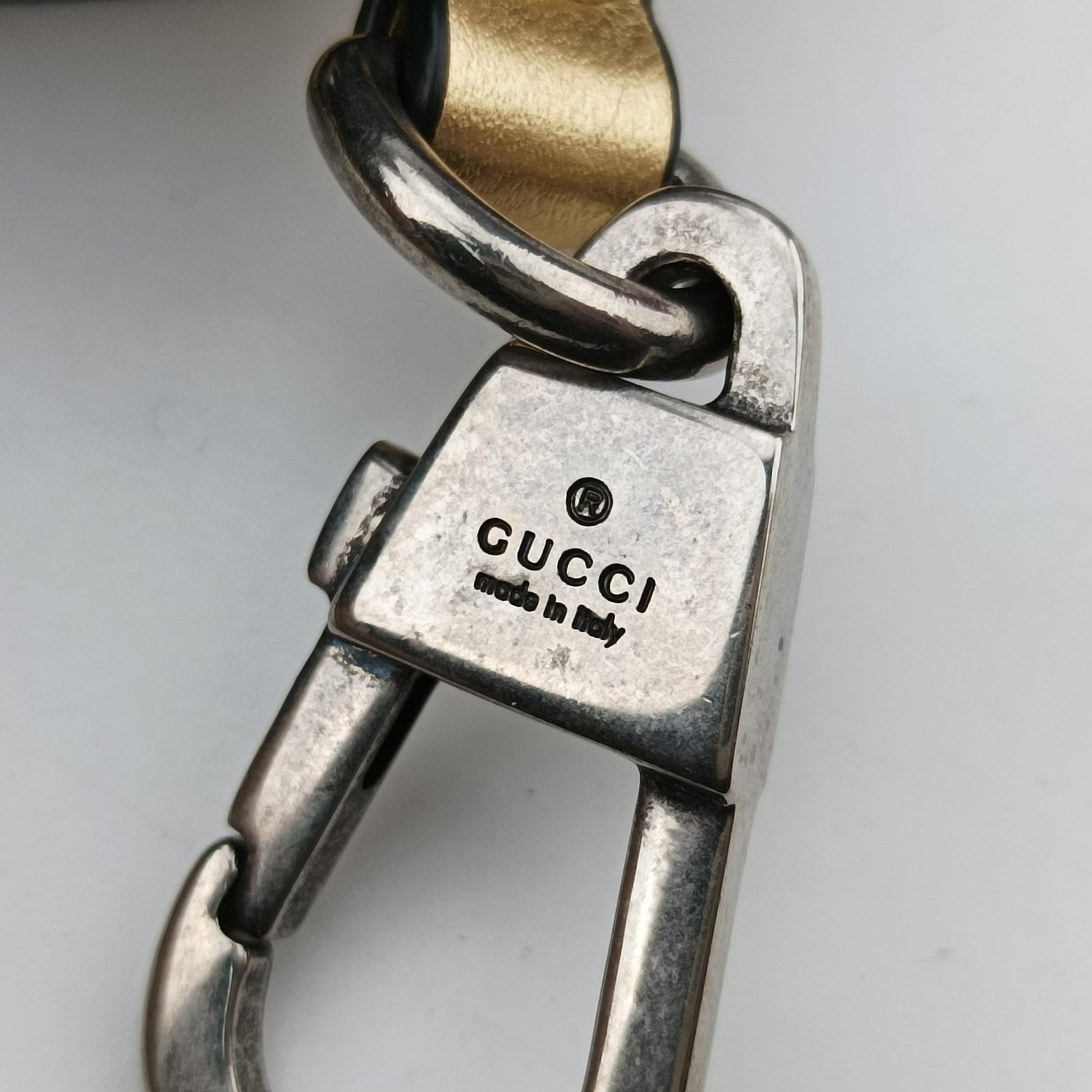 グッチ Gucci ショルダーバッグ レディース セガ コラボ GUCCYプリント ゴールド レザー 511189 A024878559