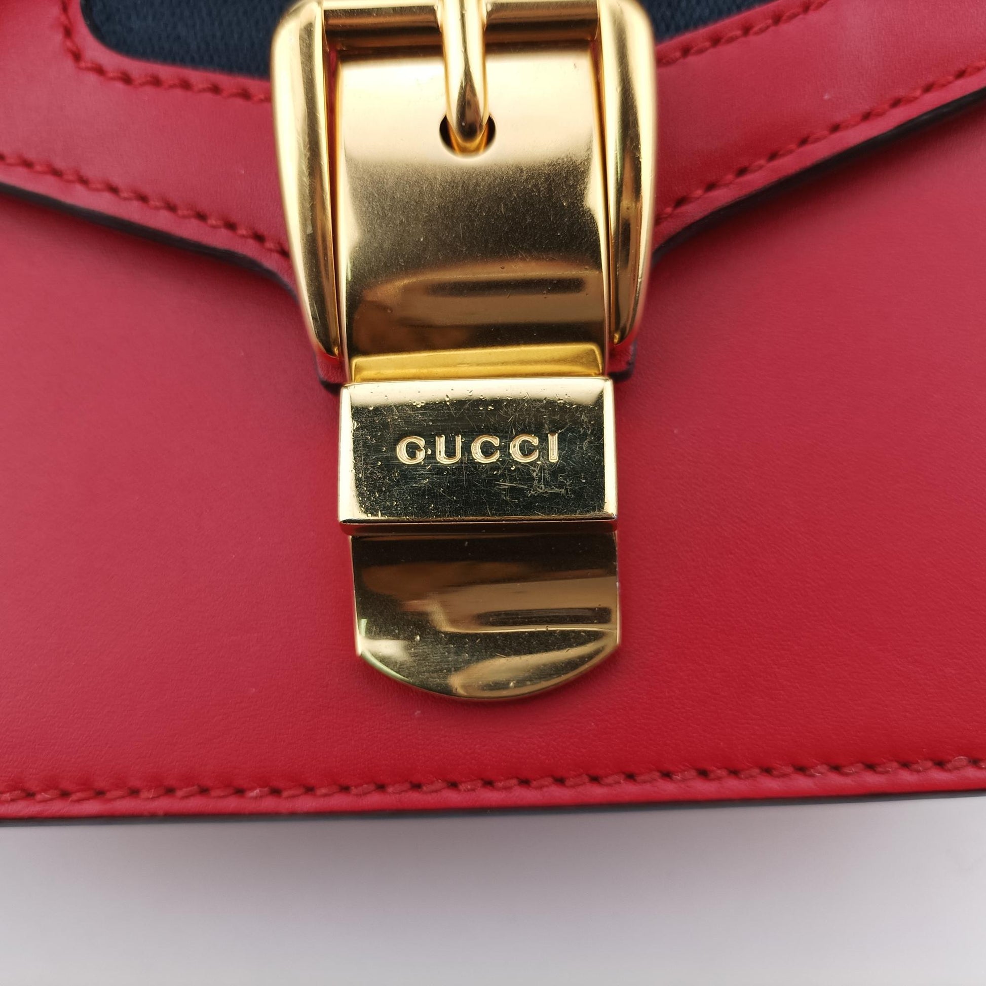 グッチ Gucci ショルダーバッグ レディース シルヴィ レッド レザー 431666 I020369354