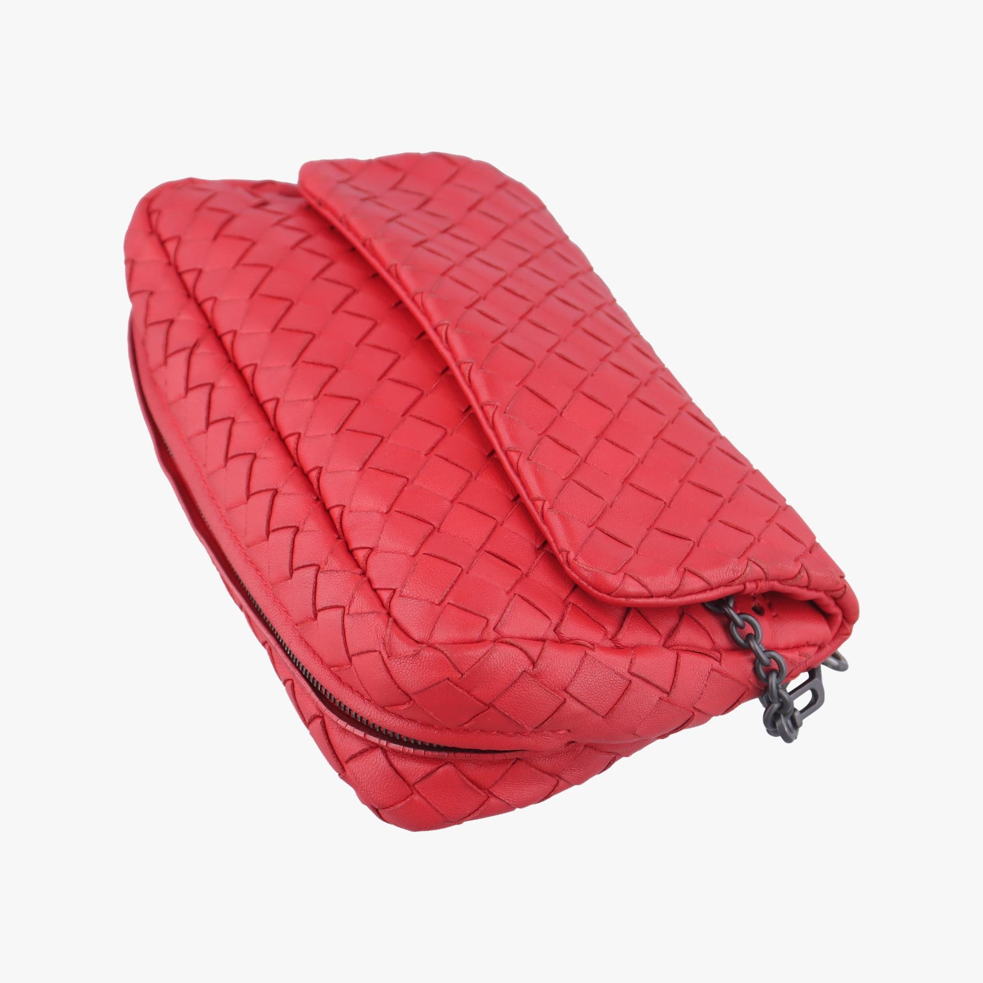 ボッテガヴェネタ Bottega Veneta ショルダーバッグ レディース イントレチャート レッド ラムスキン B02949989E