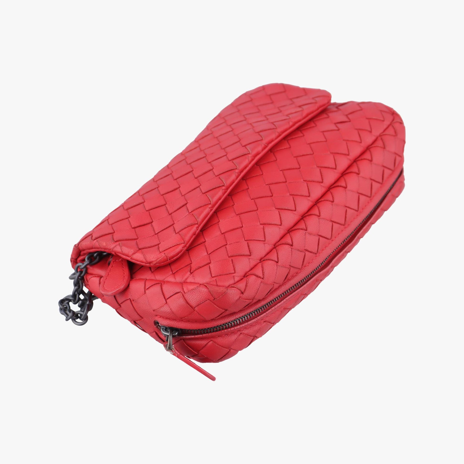 ボッテガヴェネタ Bottega Veneta ショルダーバッグ レディース イントレチャート レッド ラムスキン B02949989E