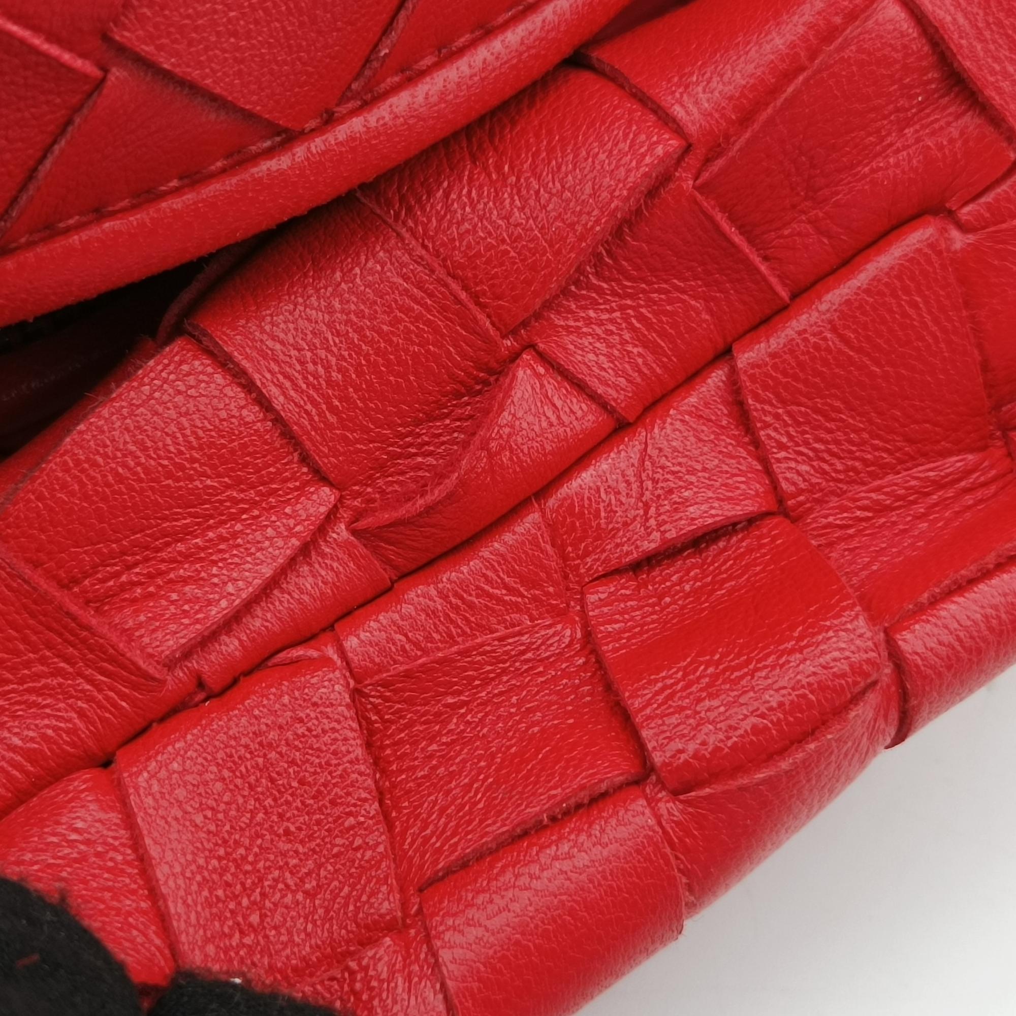 ボッテガヴェネタ Bottega Veneta ハンドバッグ レディース ザ ジョディ レッド ラムスキン B08585183L