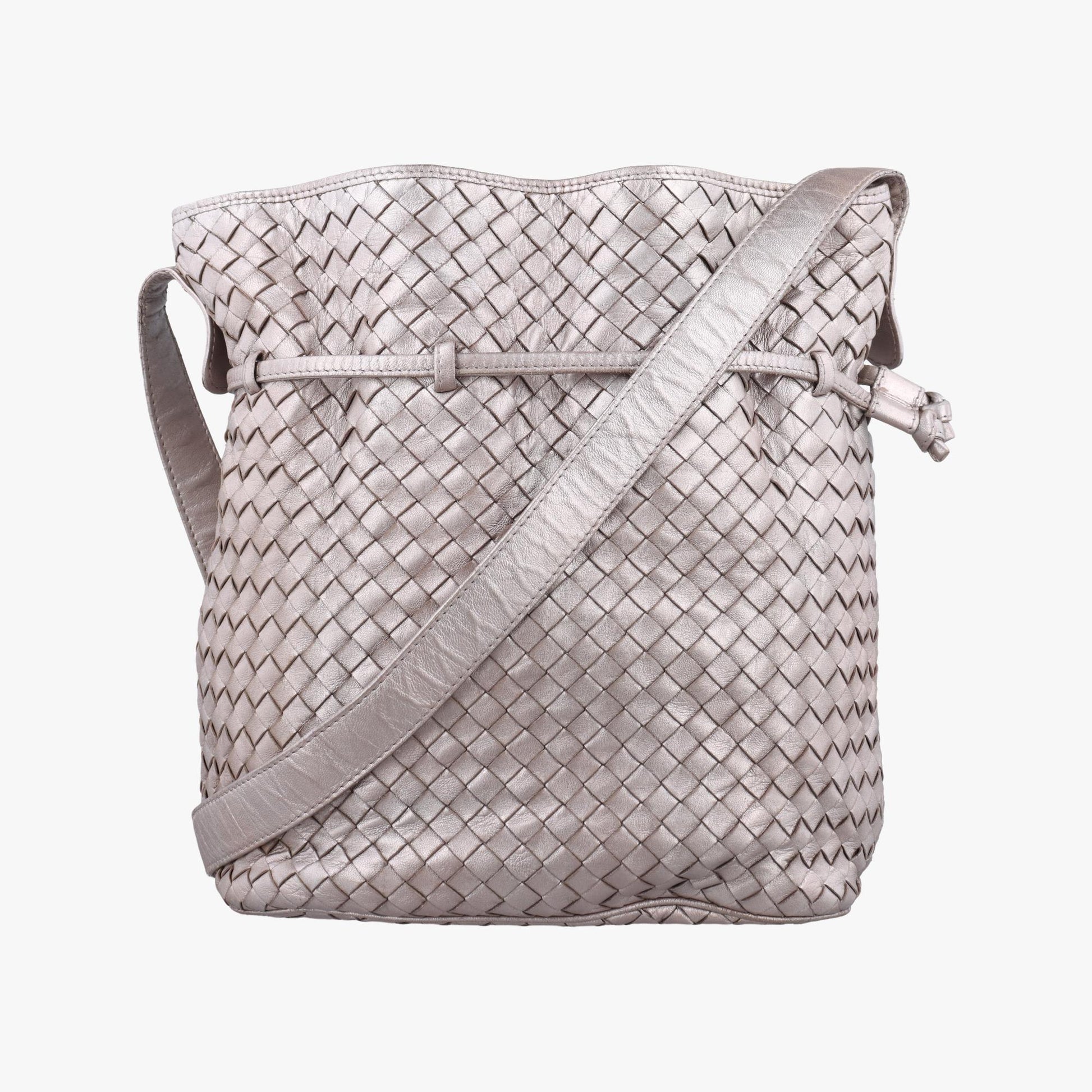 ボッテガヴェネタ Bottega Veneta ショルダーバッグ レディース イントレチャート グレー ラムスキン 10200102045NIC 9G00007256C510961092