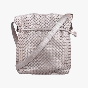 ボッテガヴェネタ Bottega Veneta ショルダーバッグ レディース イントレチャート グレー ラムスキン 10200102045NIC 9G00007256C510961092