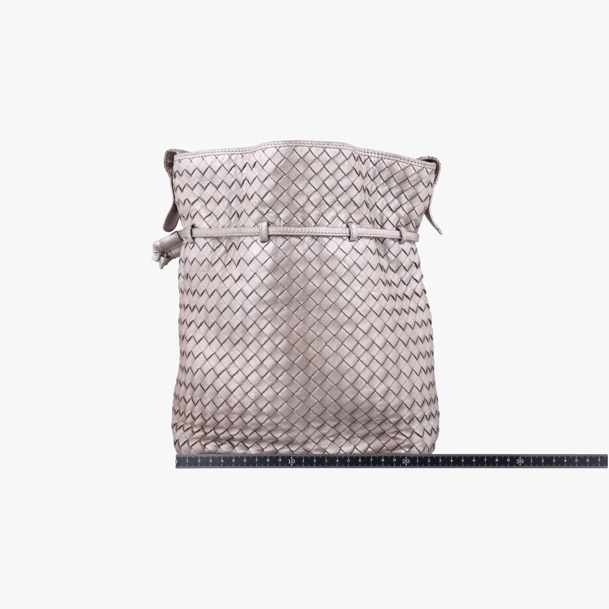 ボッテガヴェネタ Bottega Veneta ショルダーバッグ レディース イントレチャート グレー ラムスキン 10200102045NIC 9G00007256C510961092