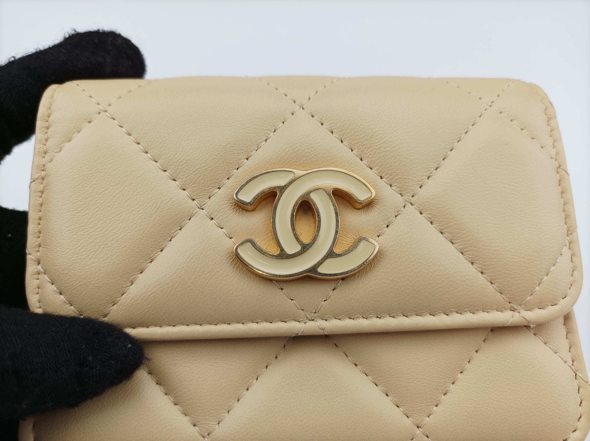 シャネル Chanel ボディバッグ/ウェストバッグ レディース マトラッセ ミニ トレンディCC イエロー ラムスキン AP2637 31890979