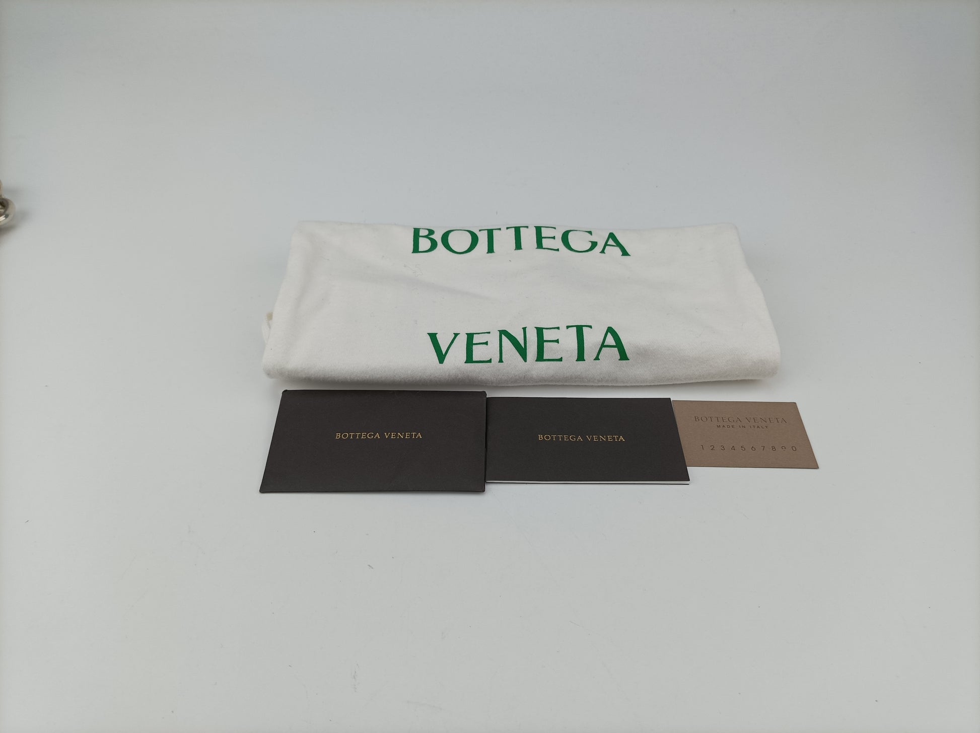 ボッテガヴェネタ Bottega Veneta ショルダーバッグ レディース ザ チェーン ポーチ グリーン ラムスキン P018117620