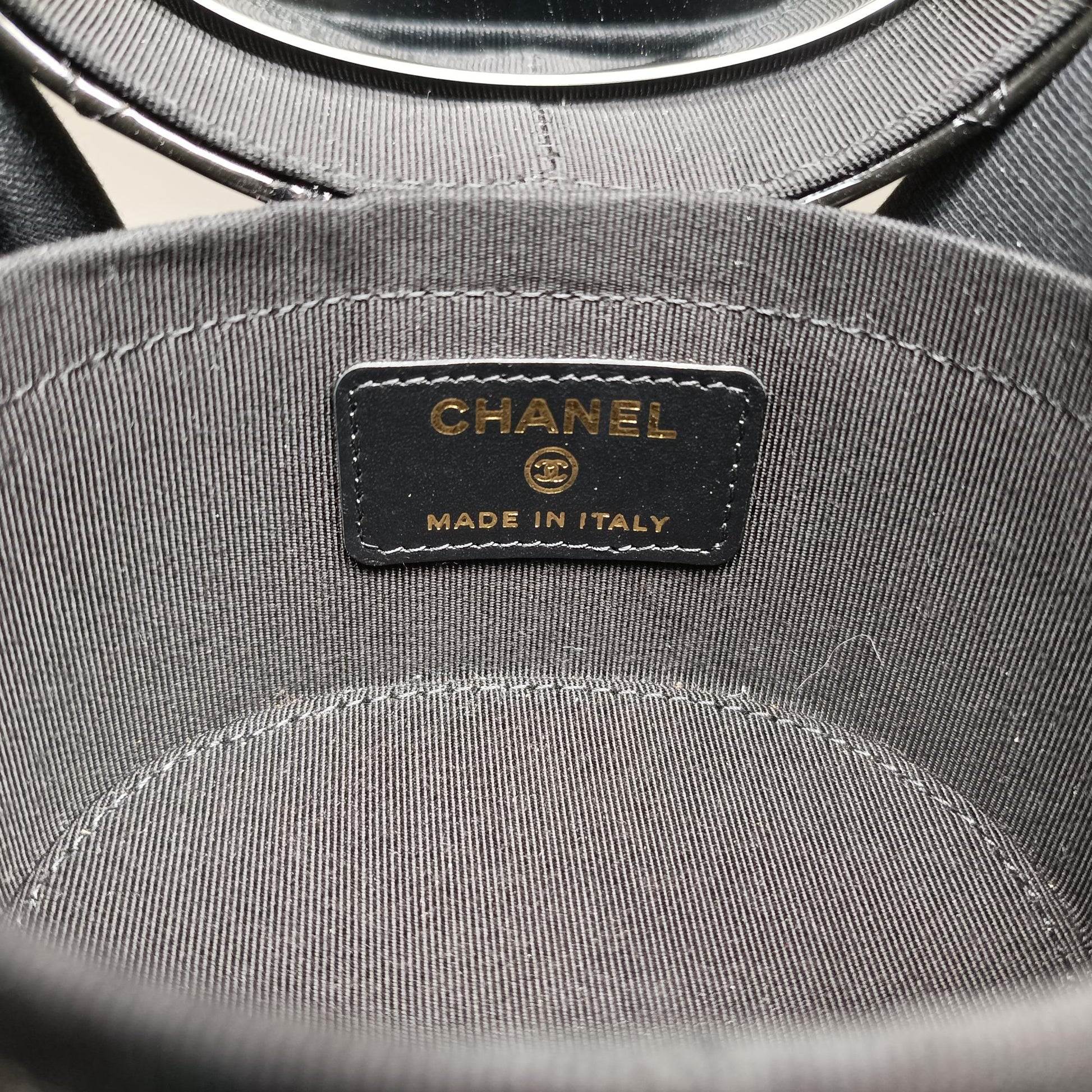 シャネル Chanel ショルダーバッグ レディース マトラッセ ココ アリュール バニティ ケース ブラック パテント AP1573 30104843