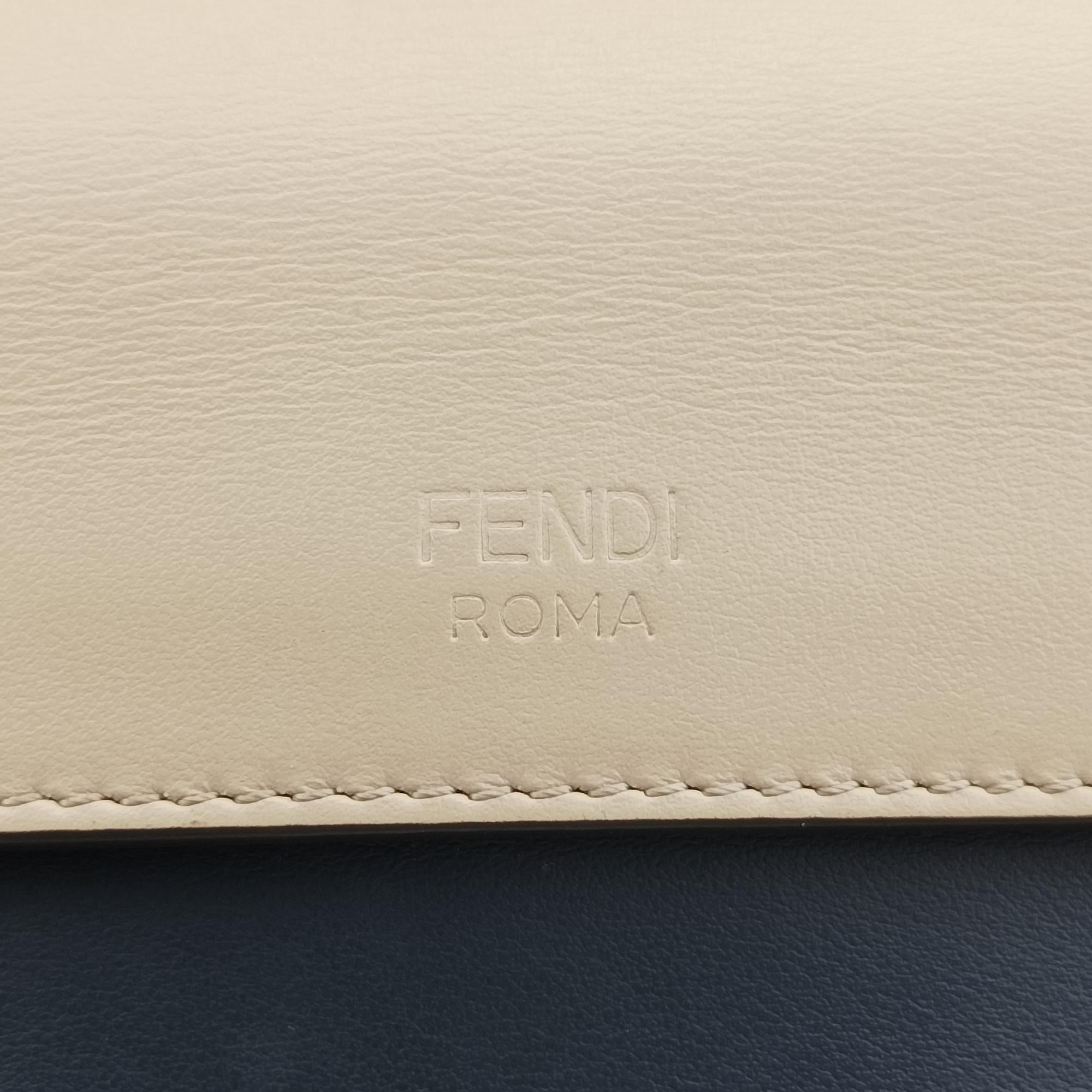 フェンディ Fendi ショルダーバッグ レディース キャナイエフ カーキ レザー 8BT286 A4K8 198-10429