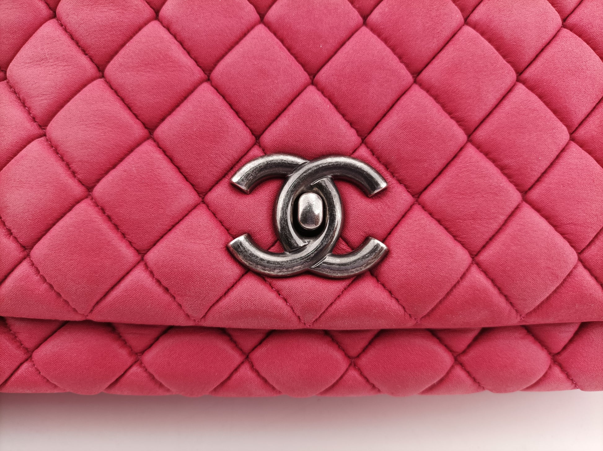 シャネル Chanel ショルダーバッグ レディース バブル フラップ マトラッセ レッド レザー A67385 17118882