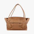 ボッテガヴェネタ Bottega Veneta ショルダーバッグ レディース ザ アルコ キャメル レザー B08523806O