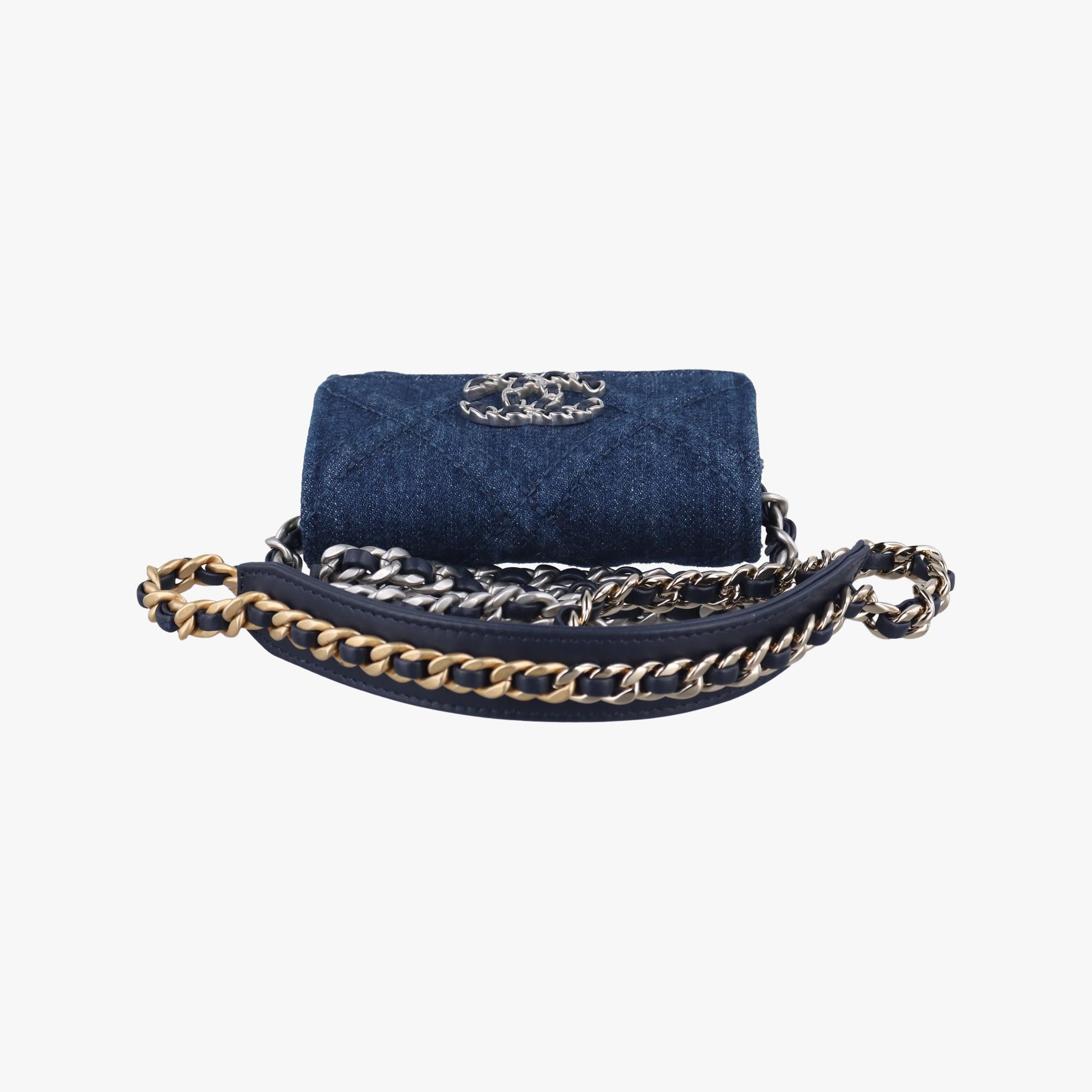 シャネル Chanel ショルダーバッグ レディース シャネル19 コインケース ミニマトラッセ ブルー デニム AP1787 31977661