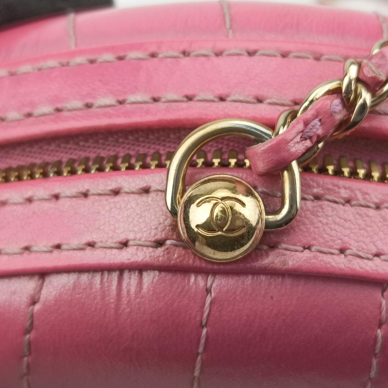シャネル Chanel ショルダーバッグ レディース マトラッセ ラウンド ピンク ラムスキン AS0203 27147272