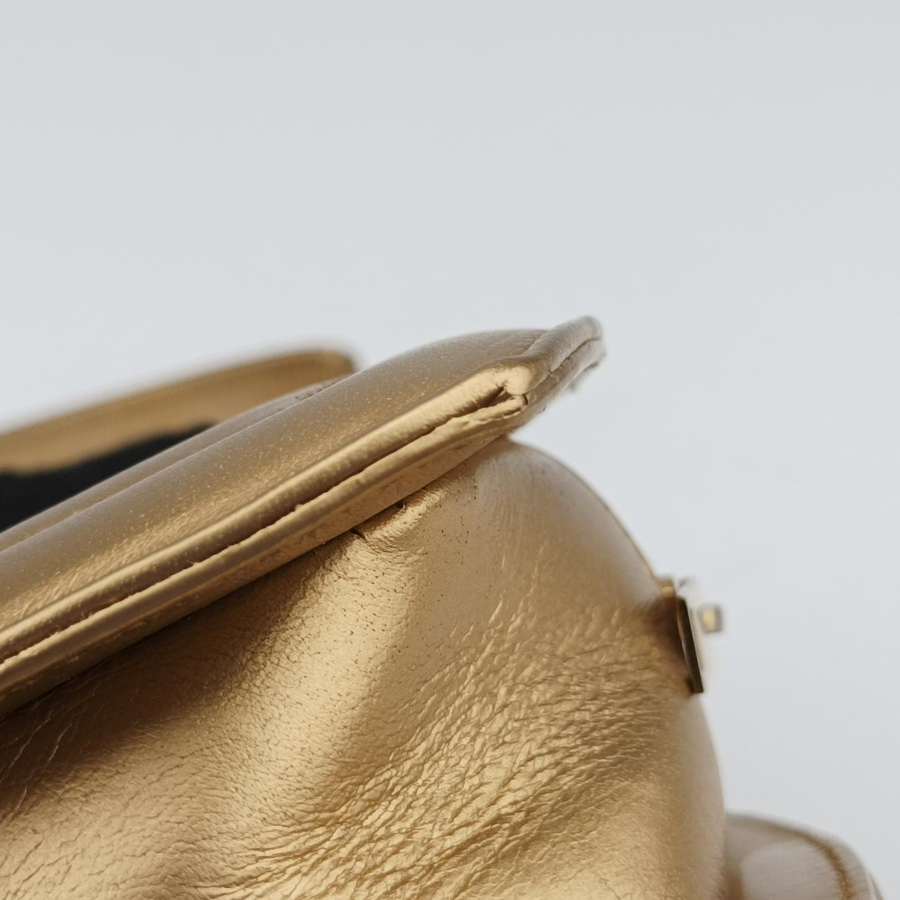 Love heart V stitch Golden Leather 446782 VLR446782.0716ラブハート Vステッチ ゴールド レザー 446782 VLR446782.0716