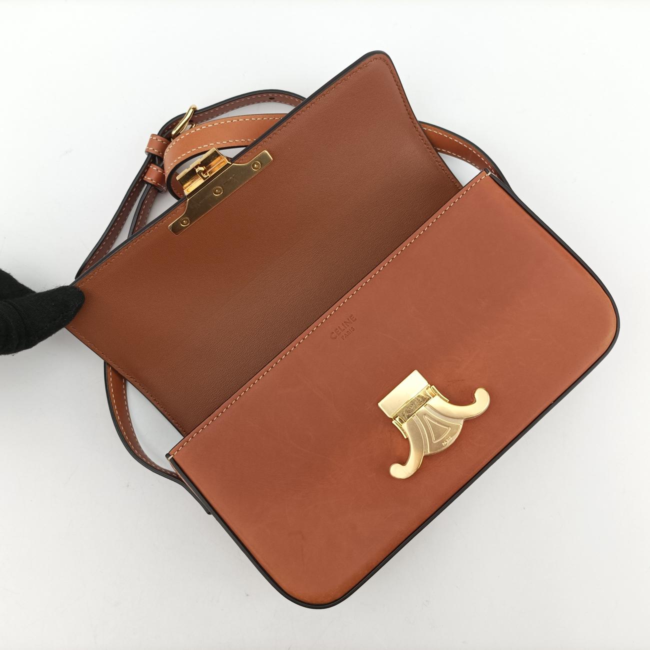 Triomphe Brown Leather  W-CU-3221トリオンフ ミディアム ブラウン レザー  W-CU-3221