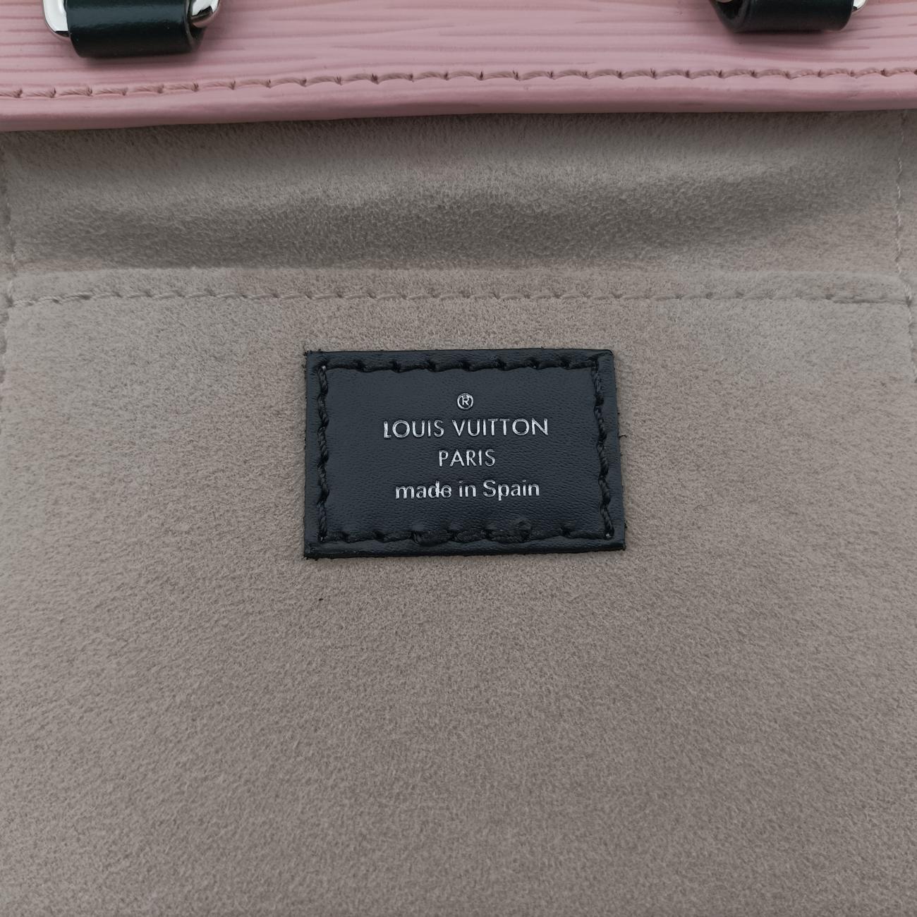Petit Sac Plat ROSE BALLERIN Epi M69575 CA3210プティットサックプラ ローズバレリーヌ エピ M69575 CA3210
