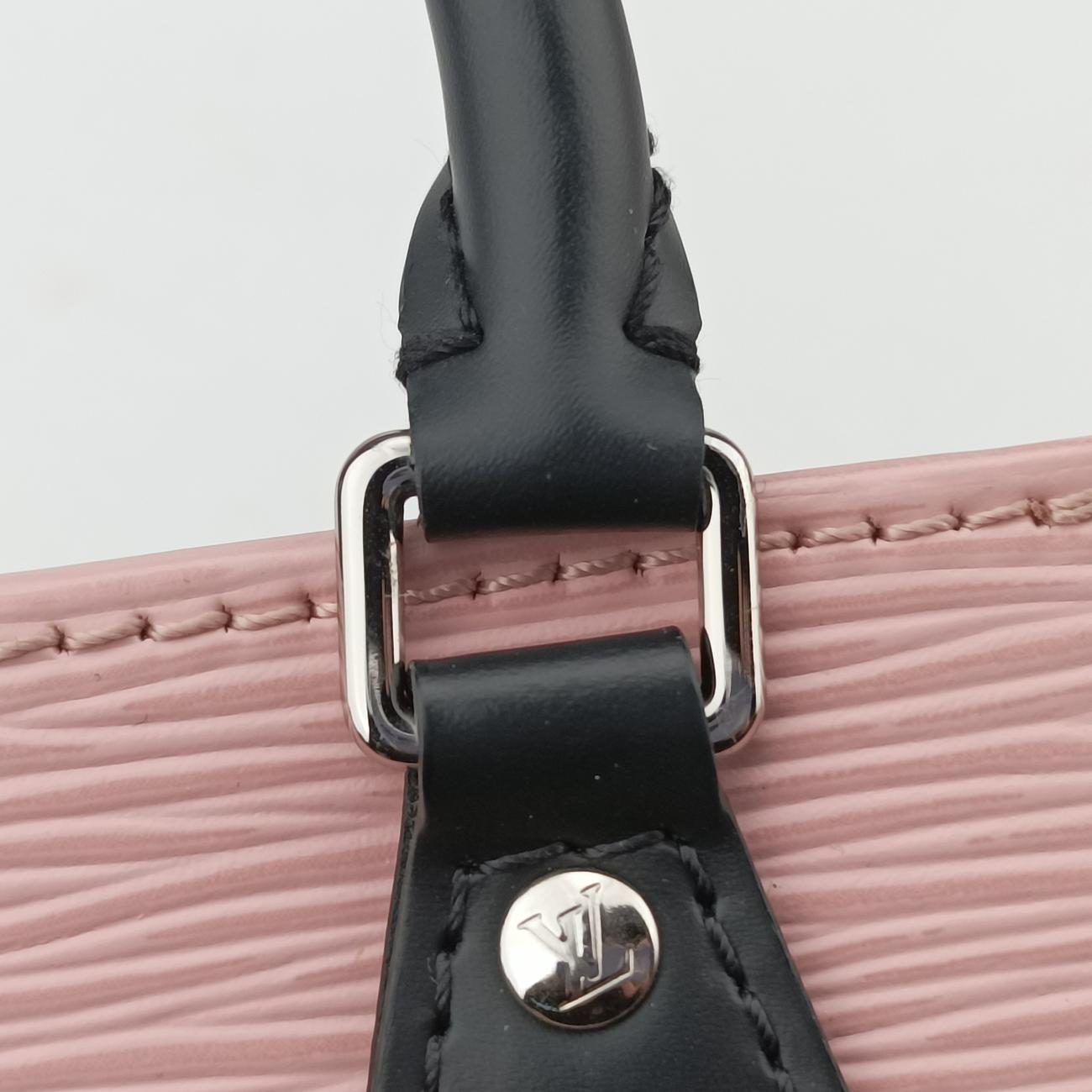 Petit Sac Plat ROSE BALLERIN Epi M69575 CA3210プティットサックプラ ローズバレリーヌ エピ M69575 CA3210