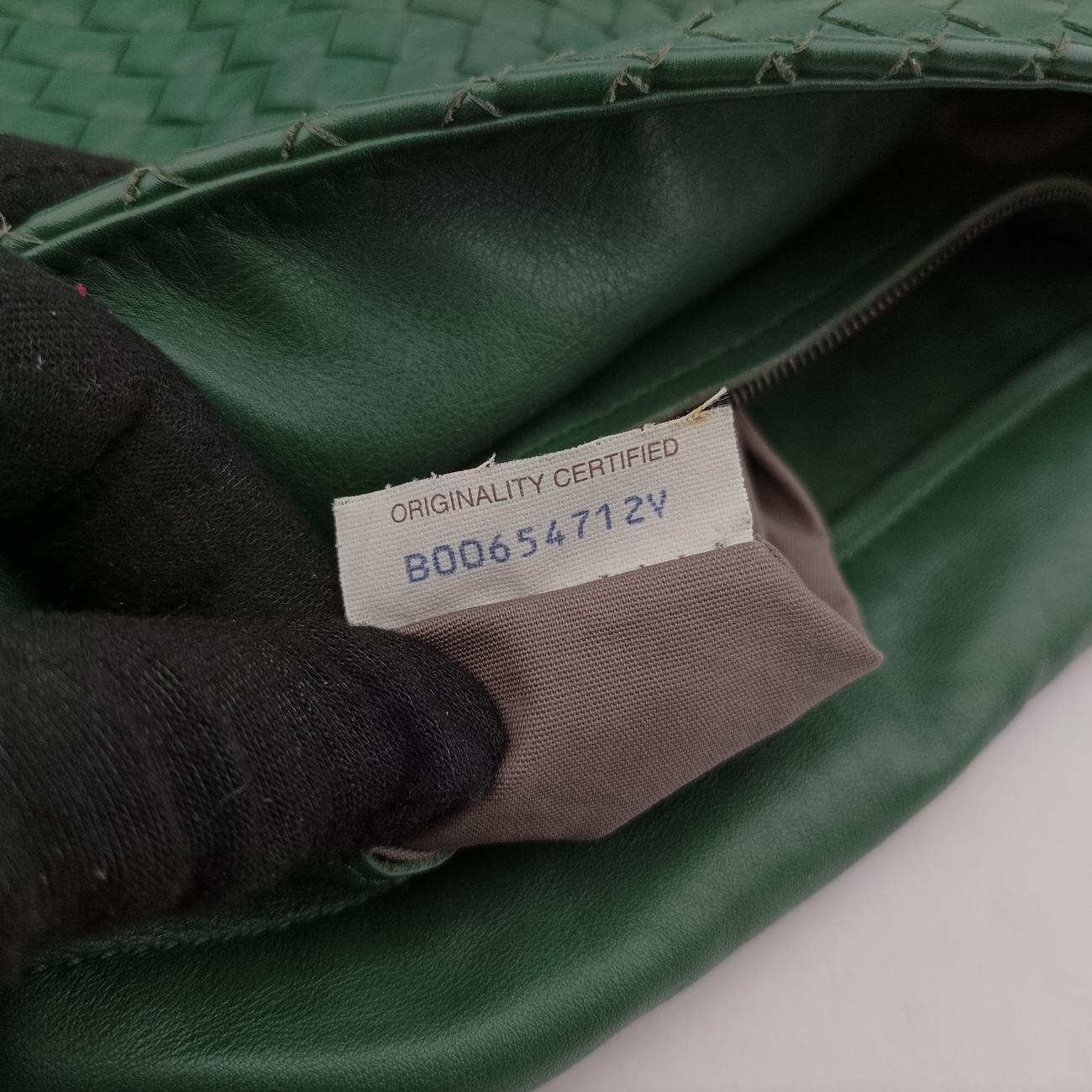 Intrecciato Green lambskin  B00654712Vイントレチャート グリーン ラムスキン  B00654712V