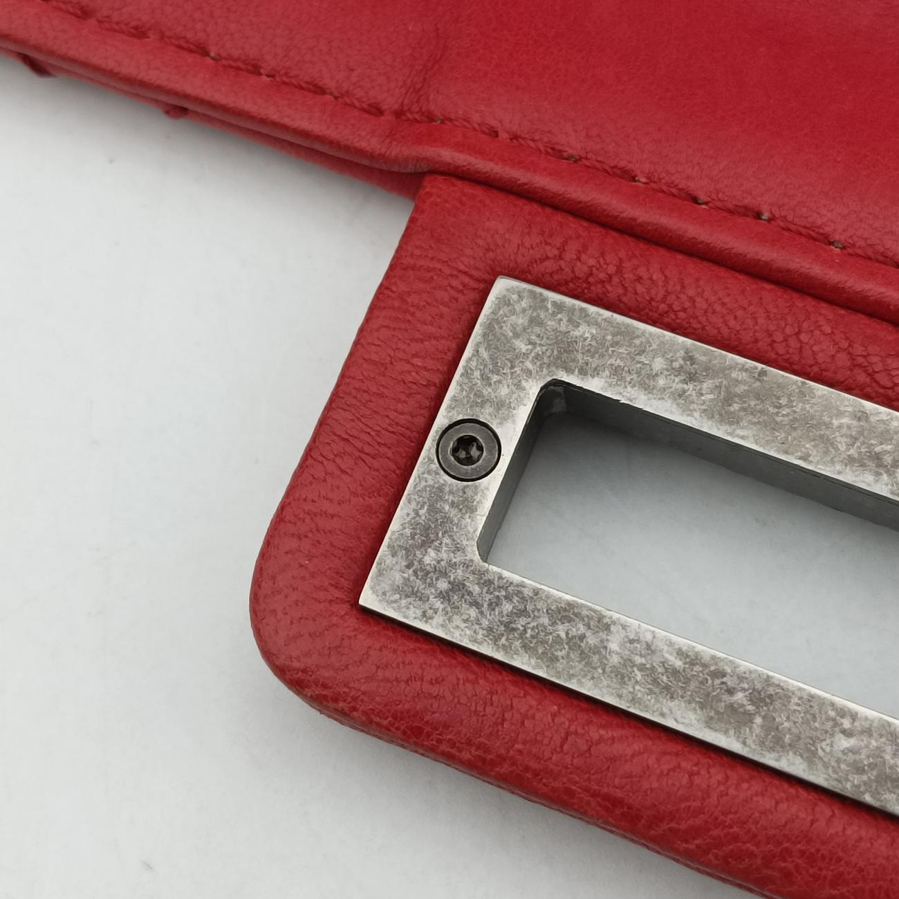 Paris-Byzance Take Away Flap Red lambskin A66739 15501140マトラッセ ターンロック 2.55 レッド ラムスキン A66739 15501140