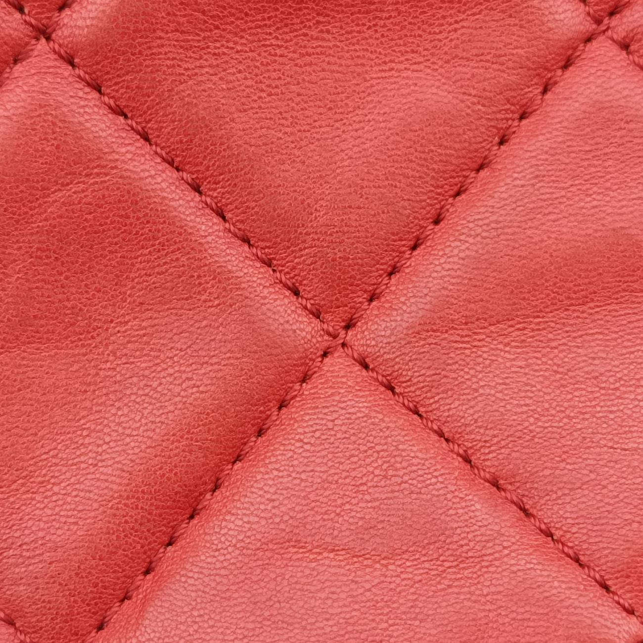 Paris-Byzance Take Away Flap Red lambskin A66739 15501140マトラッセ ターンロック 2.55 レッド ラムスキン A66739 15501140