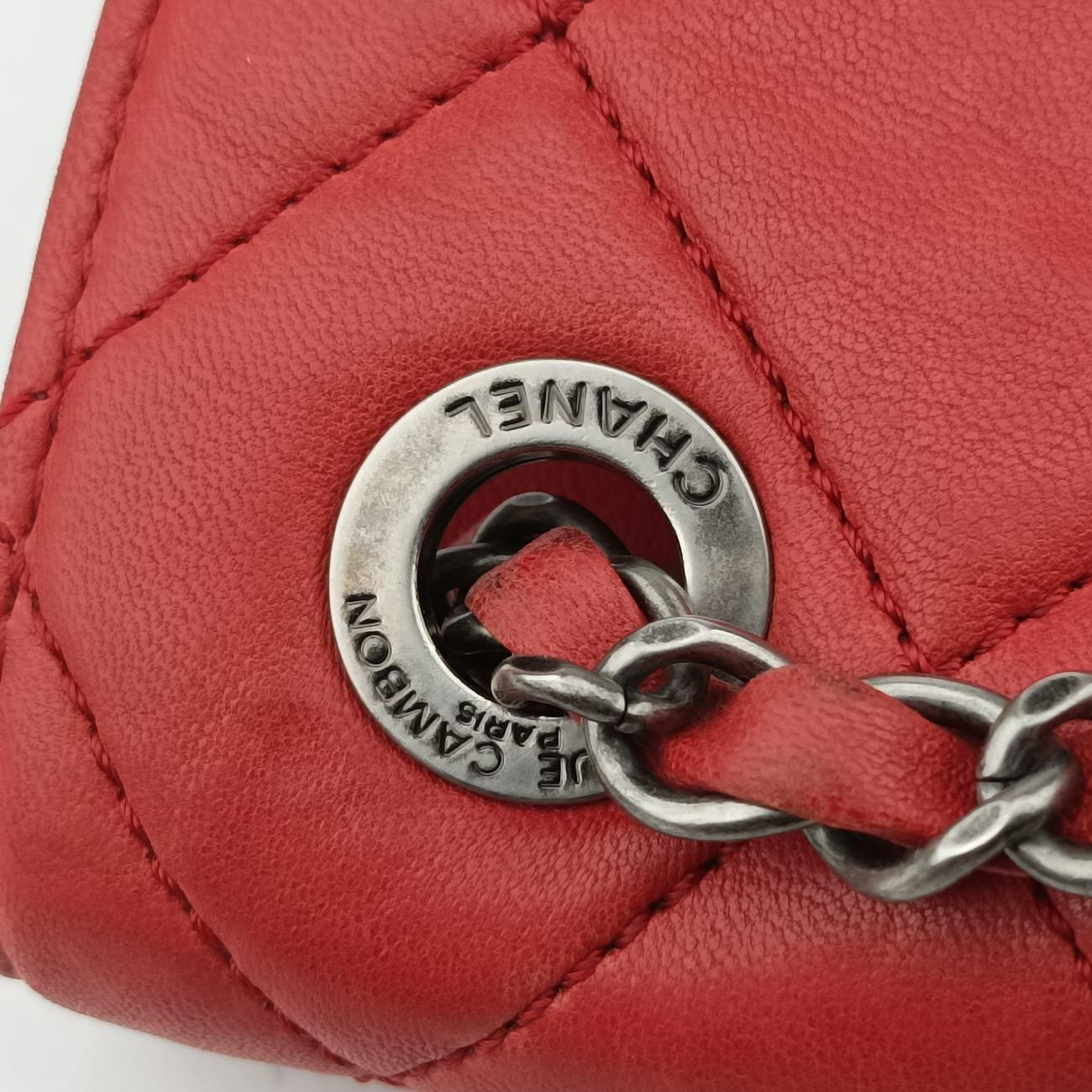 Paris-Byzance Take Away Flap Red lambskin A66739 15501140マトラッセ ターンロック 2.55 レッド ラムスキン A66739 15501140