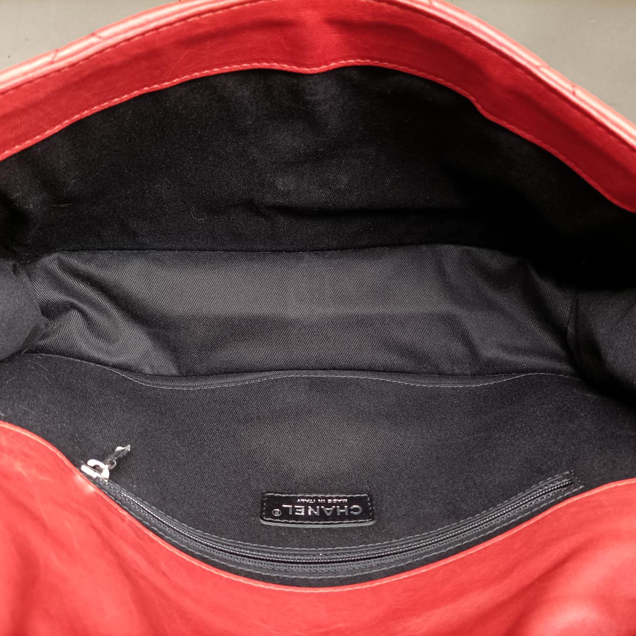 Paris-Byzance Take Away Flap Red lambskin A66739 15501140マトラッセ ターンロック 2.55 レッド ラムスキン A66739 15501140