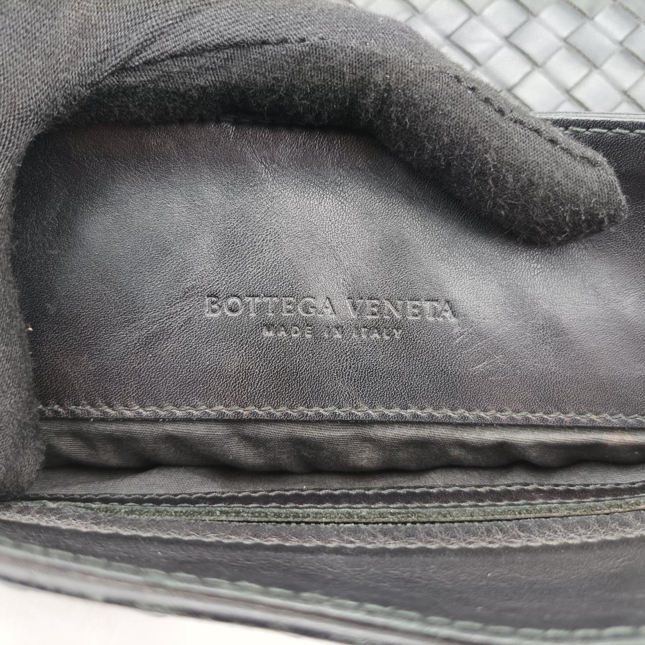 Intrecciato Black lambskin  172736 V465C 1000 EPEV 2009 4762 Aイントレチャート ブラック ラムスキン  172736 V465C 1000 EPEV 2009 4762 A