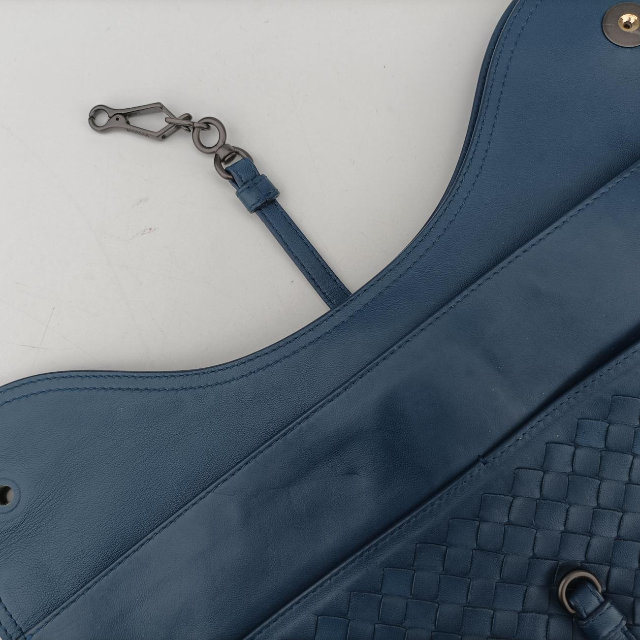 Intrecciato Blue lambskin  B05398110Vイントレチャート ブルー ラムスキン  B05398110V