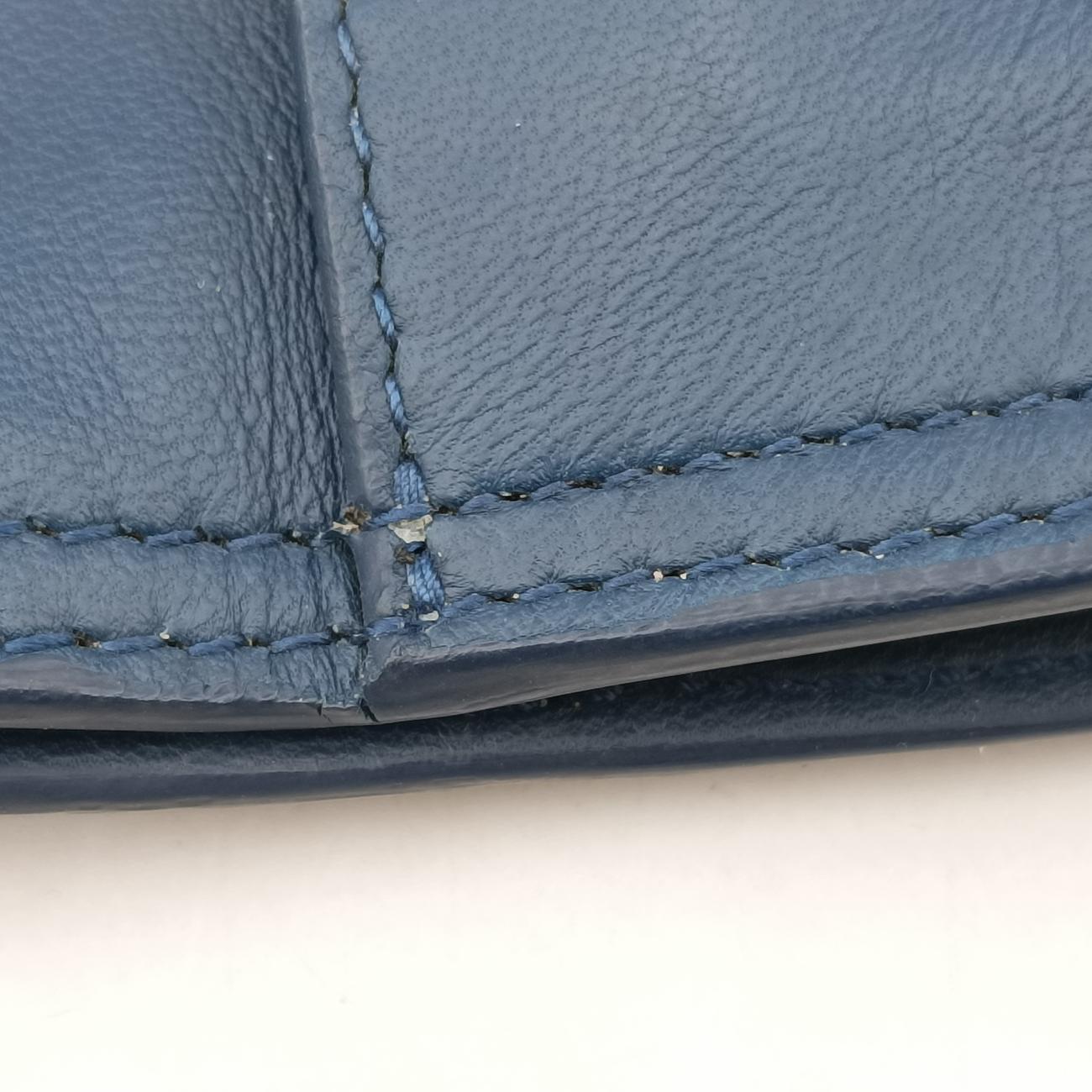 Intrecciato Blue lambskin  B05398110Vイントレチャート ブルー ラムスキン  B05398110V
